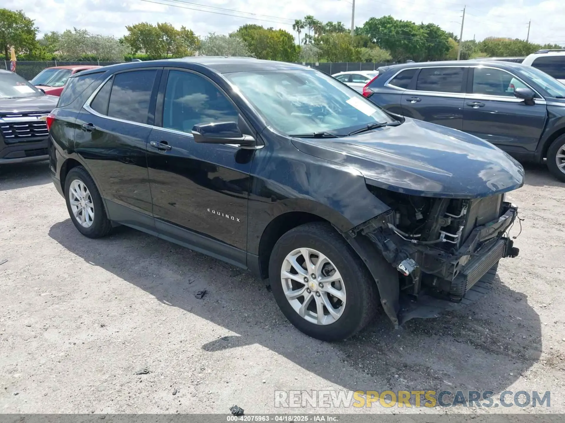 1 Photograph of a damaged car 2GNAXUEV0K6253705 CHEVROLET EQUINOX 2019