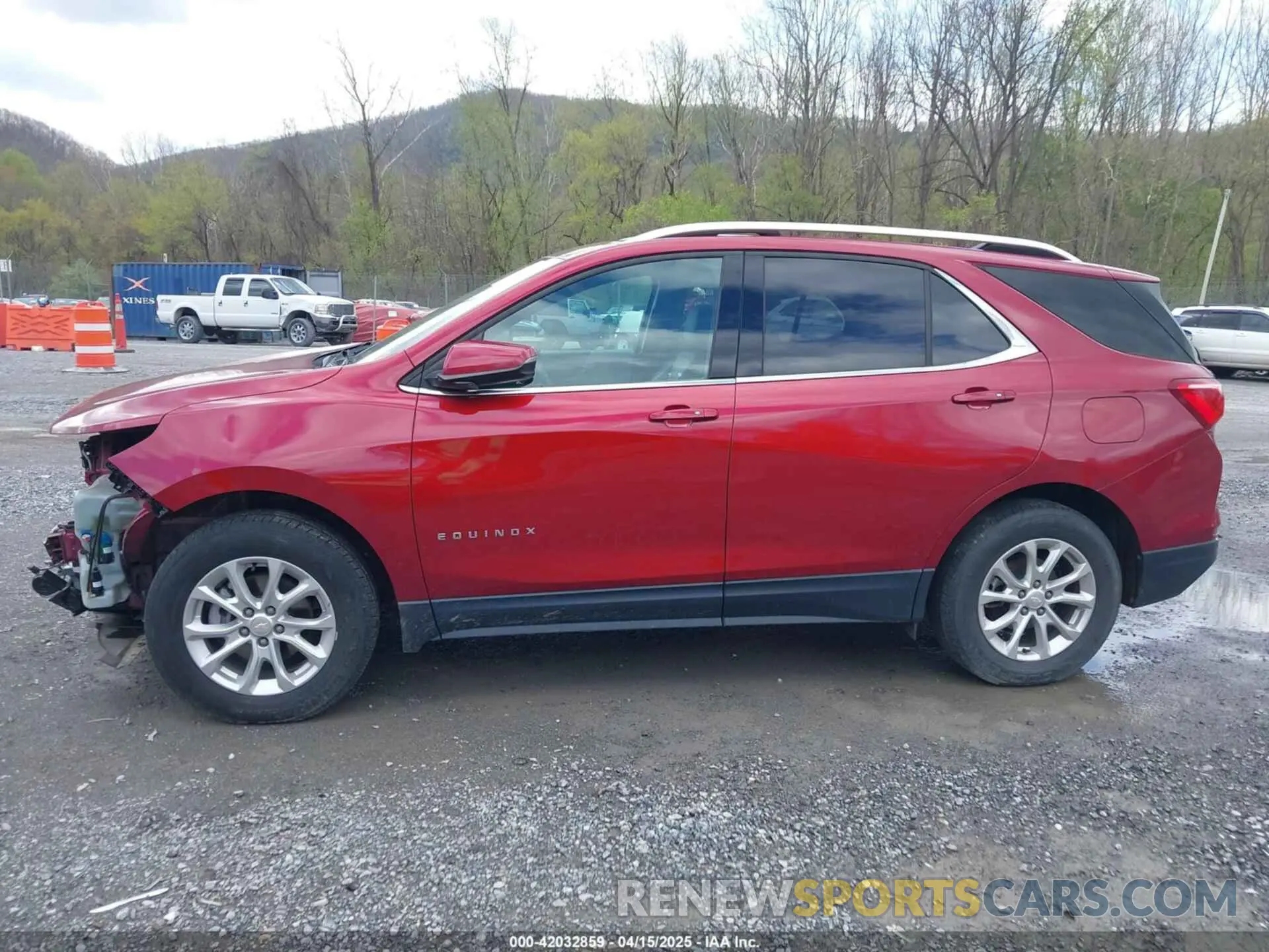 14 Photograph of a damaged car 2GNAXUEV1K6143584 CHEVROLET EQUINOX 2019