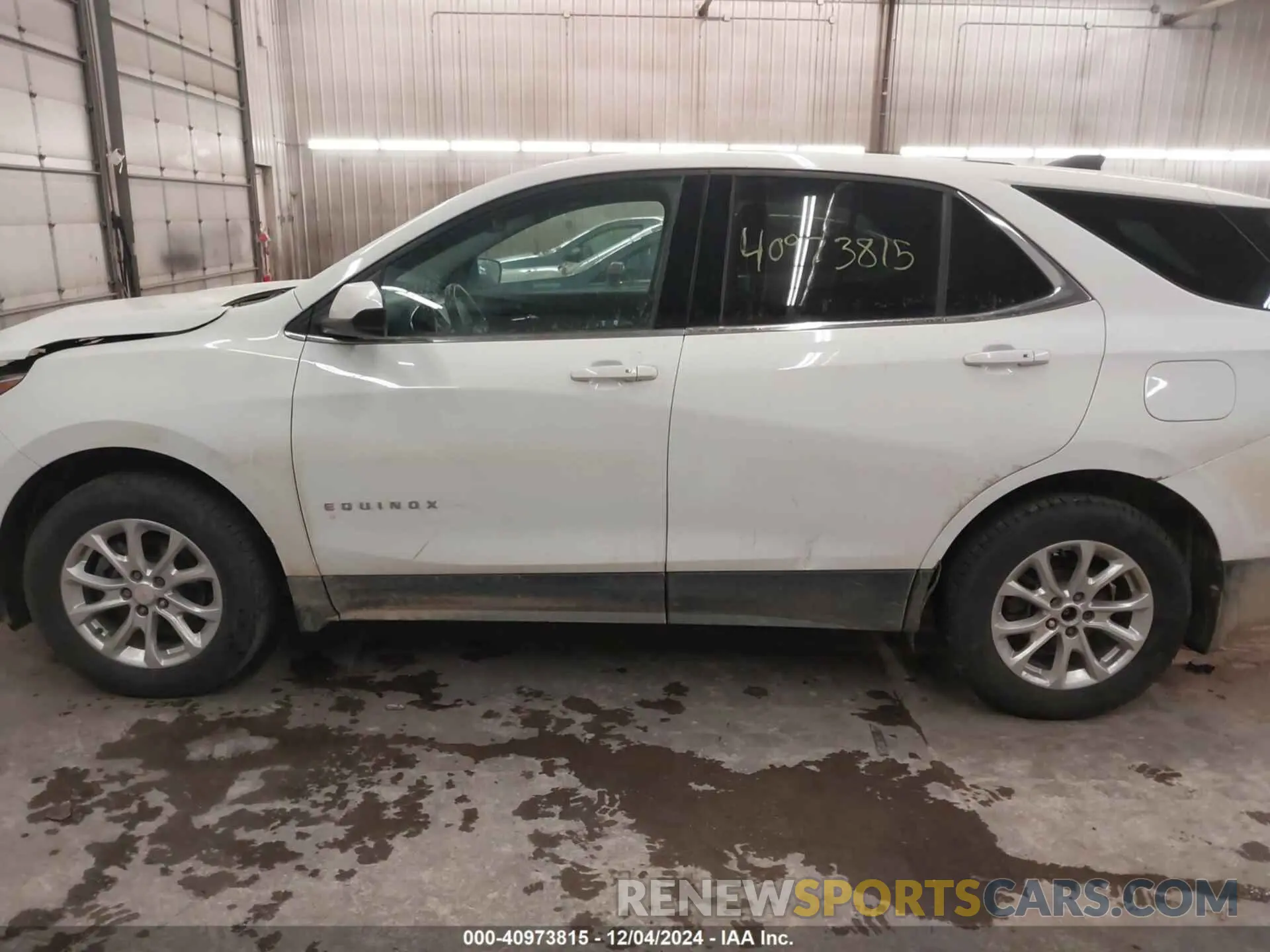 15 Photograph of a damaged car 2GNAXUEV1K6146923 CHEVROLET EQUINOX 2019