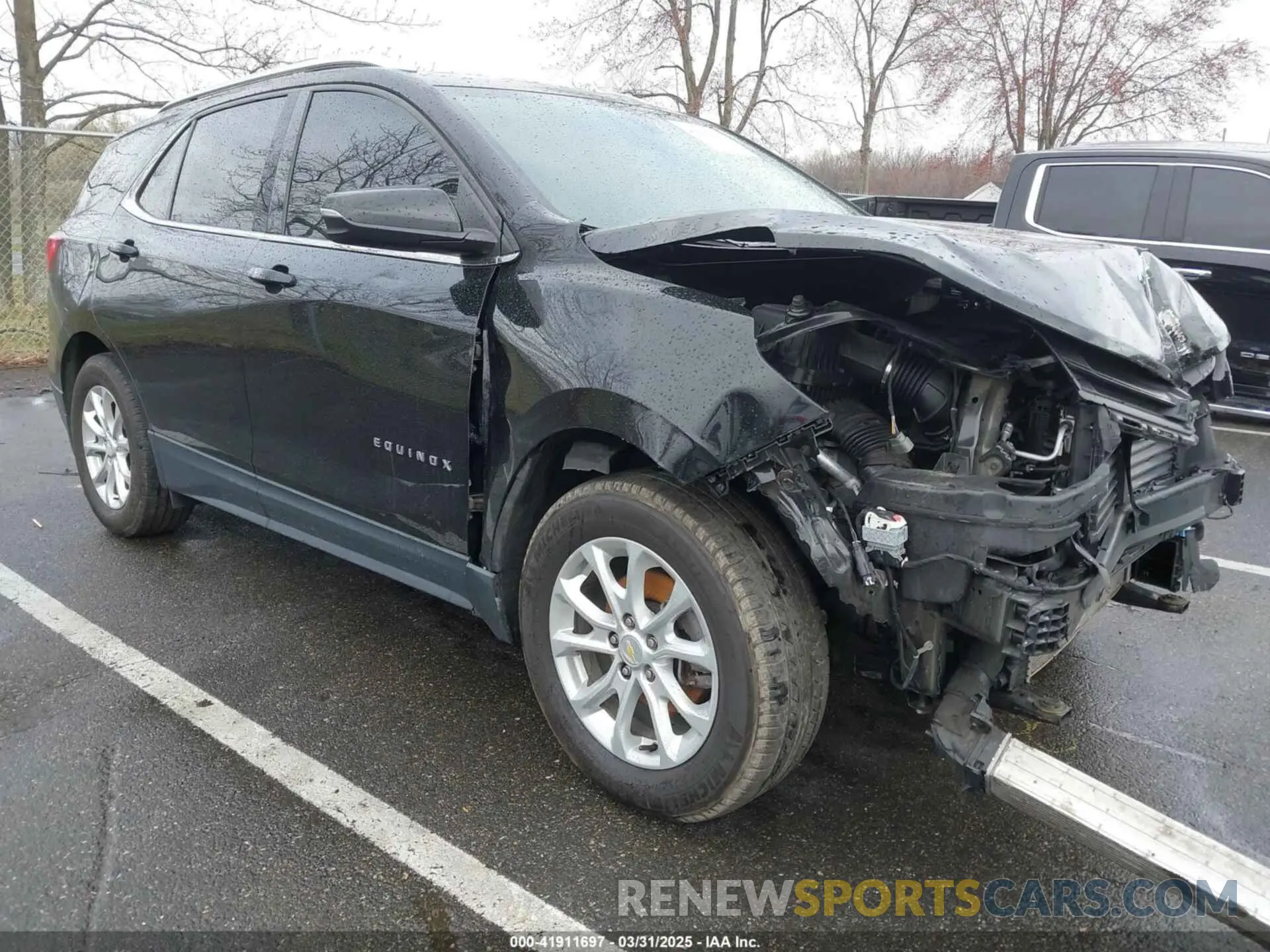 1 Photograph of a damaged car 2GNAXUEV1K6223130 CHEVROLET EQUINOX 2019