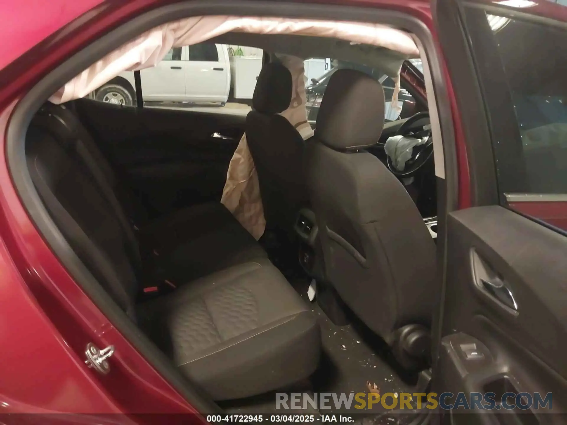 8 Фотография поврежденного автомобиля 2GNAXUEV2K6112697 CHEVROLET EQUINOX 2019