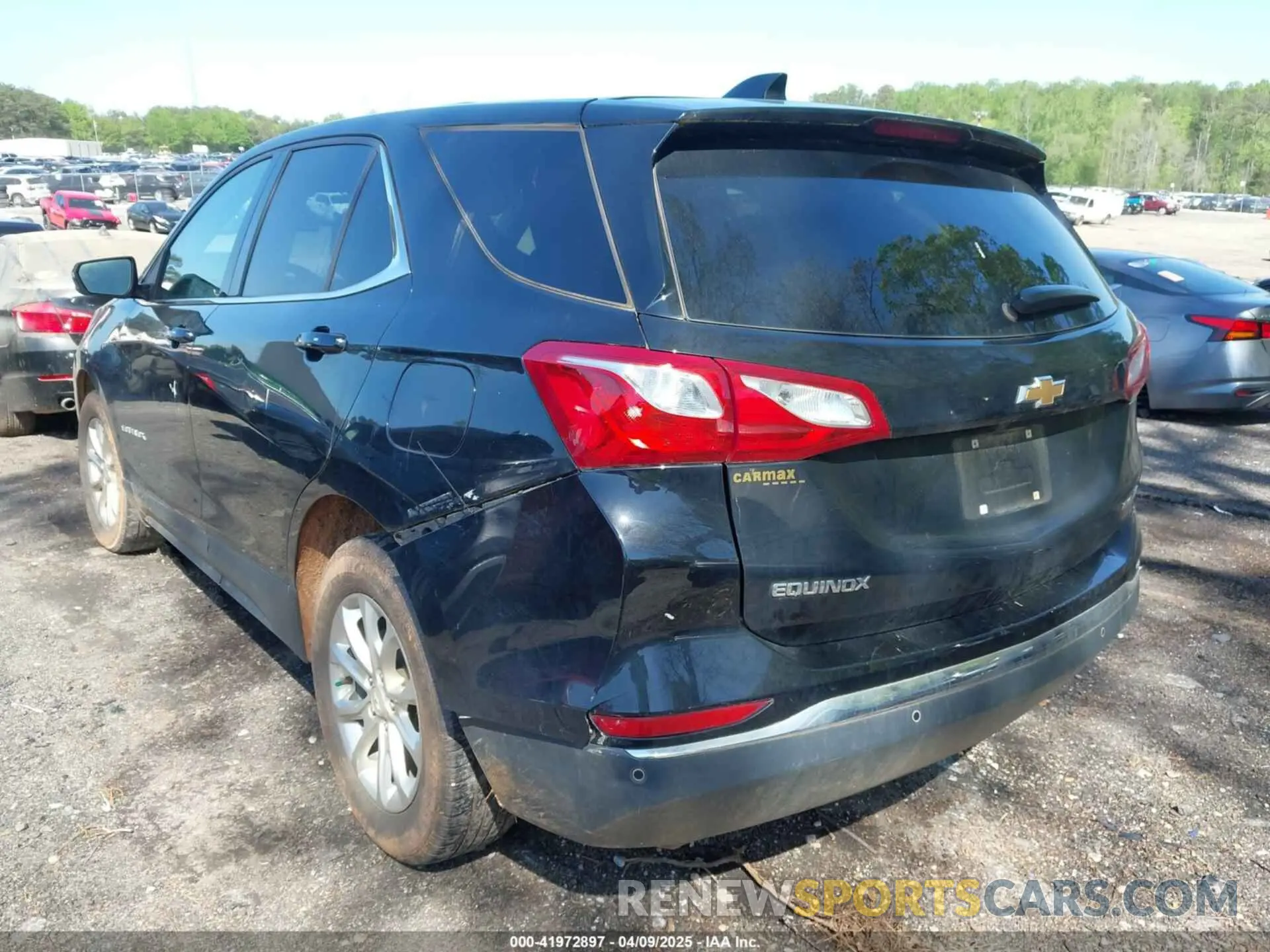 3 Фотография поврежденного автомобиля 2GNAXUEV2K6189571 CHEVROLET EQUINOX 2019