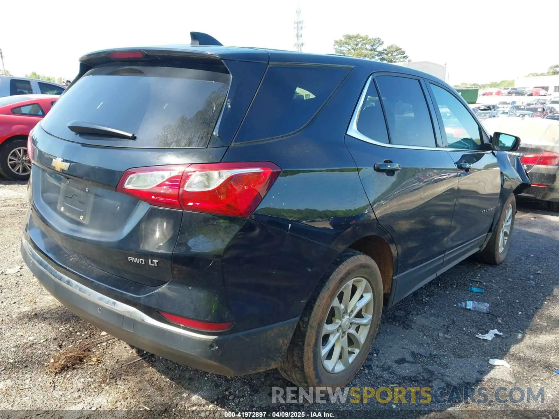 4 Фотография поврежденного автомобиля 2GNAXUEV2K6189571 CHEVROLET EQUINOX 2019