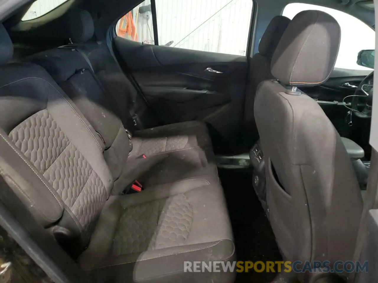 11 Фотография поврежденного автомобиля 2GNAXUEV2K6305187 CHEVROLET EQUINOX 2019