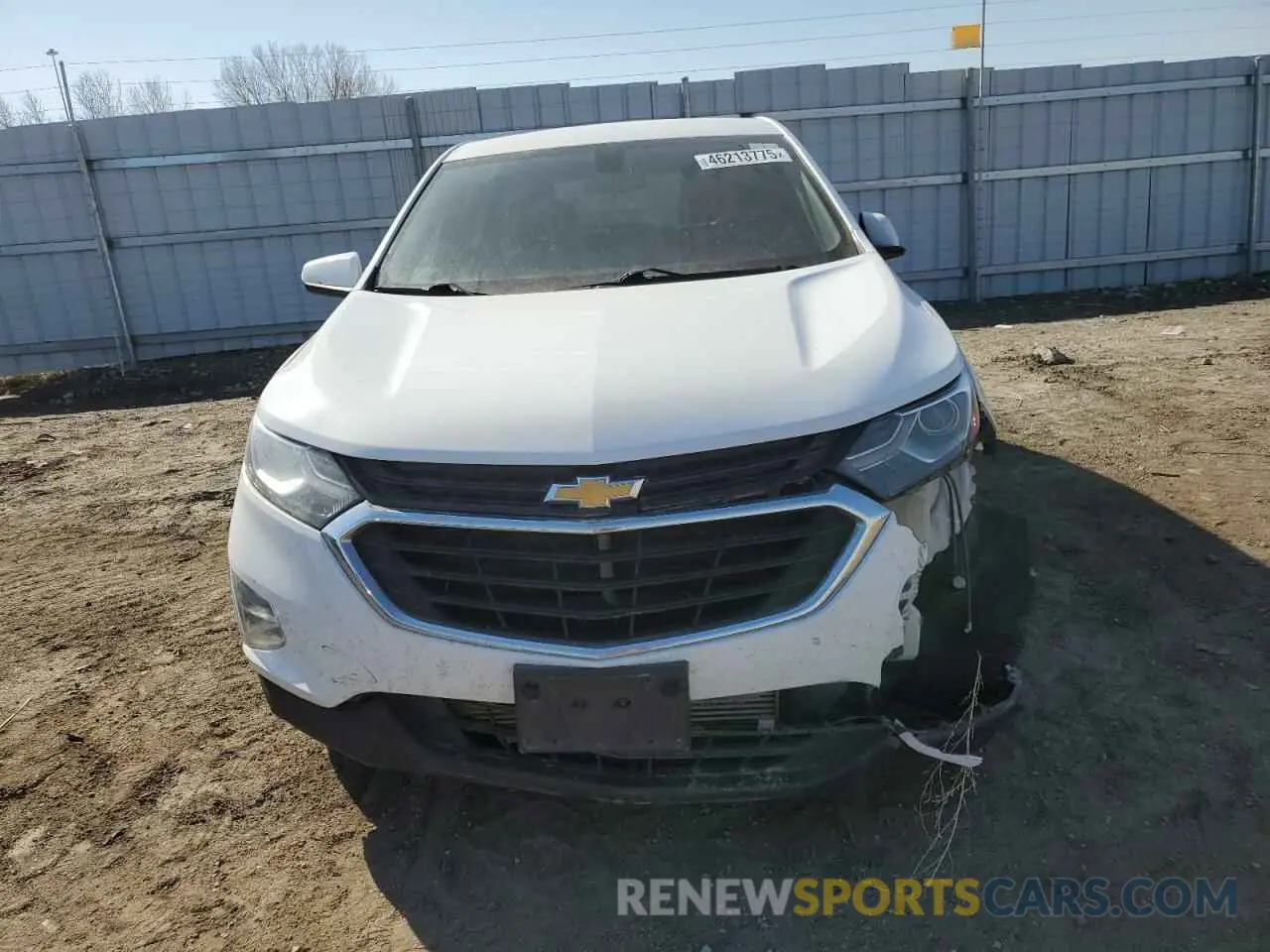5 Photograph of a damaged car 2GNAXUEV3K6137771 CHEVROLET EQUINOX 2019