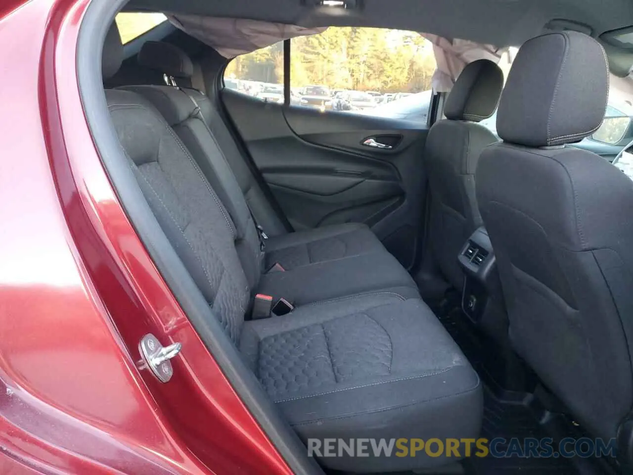11 Photograph of a damaged car 2GNAXUEV3K6192754 CHEVROLET EQUINOX 2019