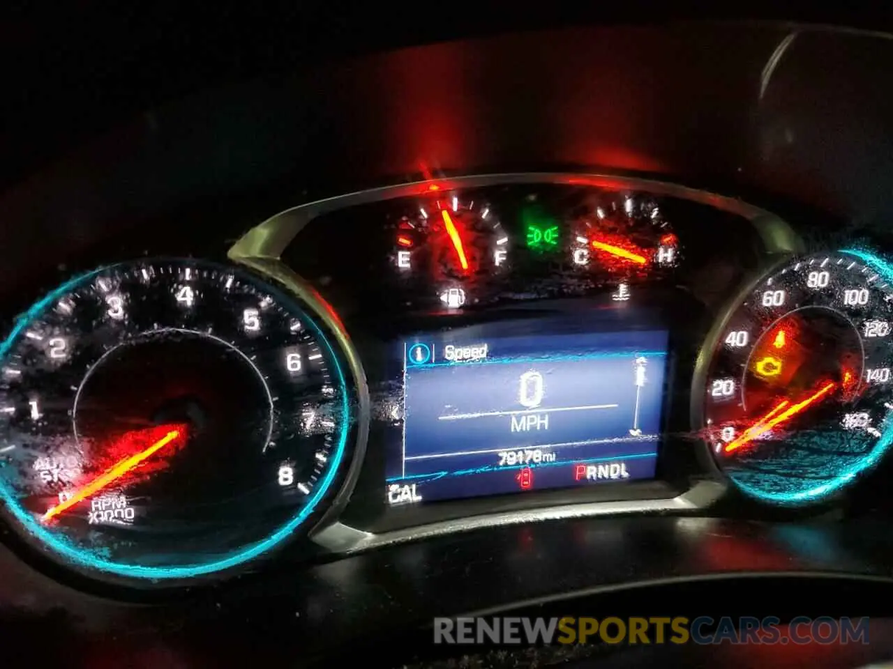 9 Photograph of a damaged car 2GNAXUEV3K6265816 CHEVROLET EQUINOX 2019
