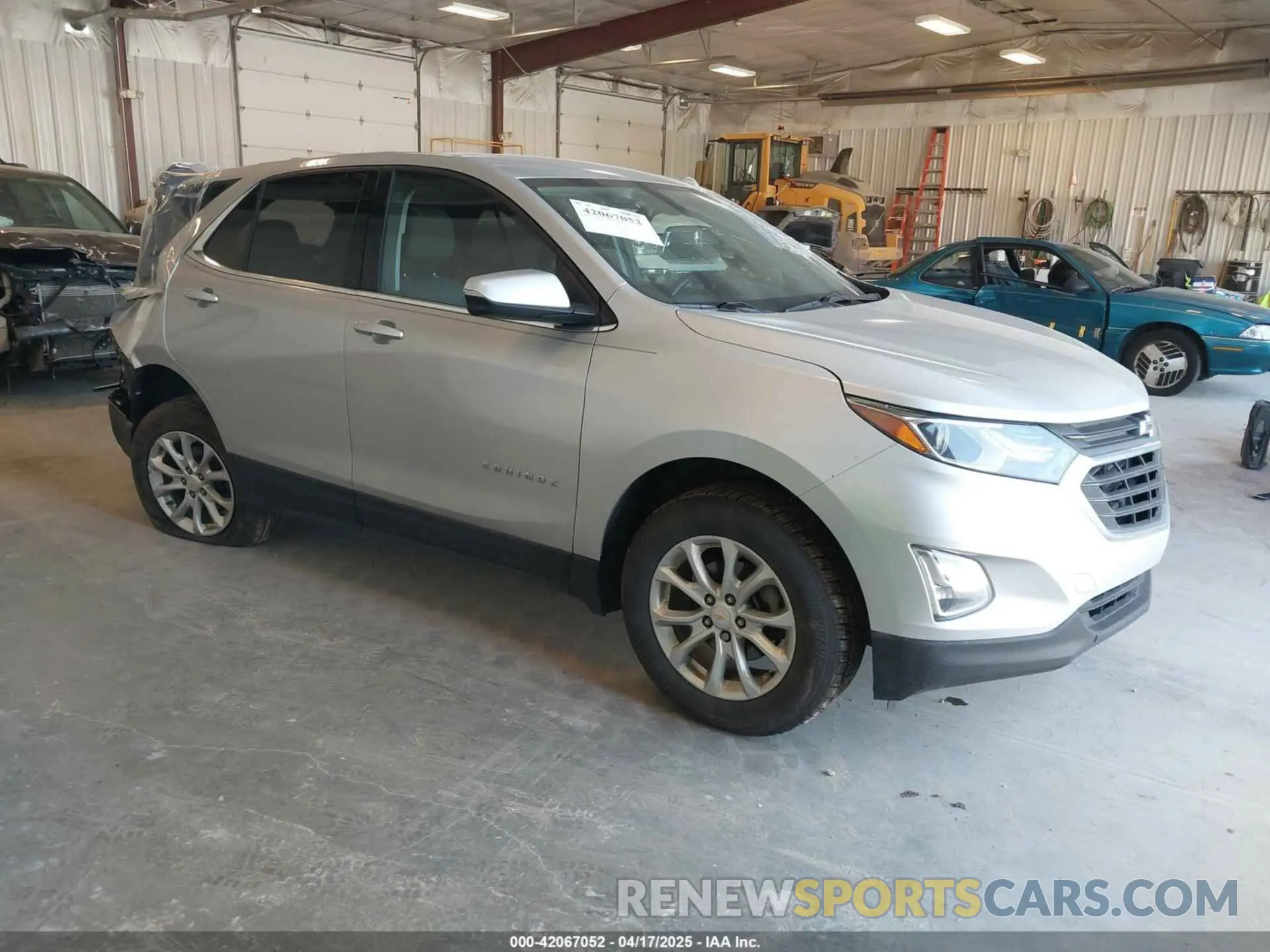 1 Photograph of a damaged car 2GNAXUEV3K6307224 CHEVROLET EQUINOX 2019