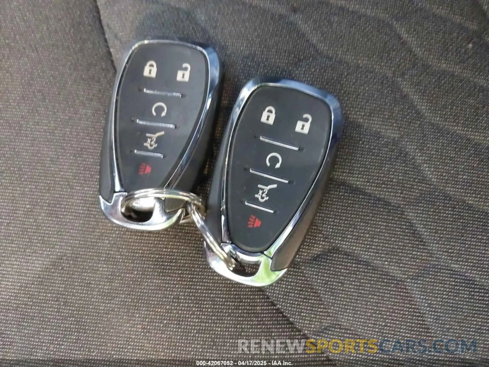 11 Photograph of a damaged car 2GNAXUEV3K6307224 CHEVROLET EQUINOX 2019