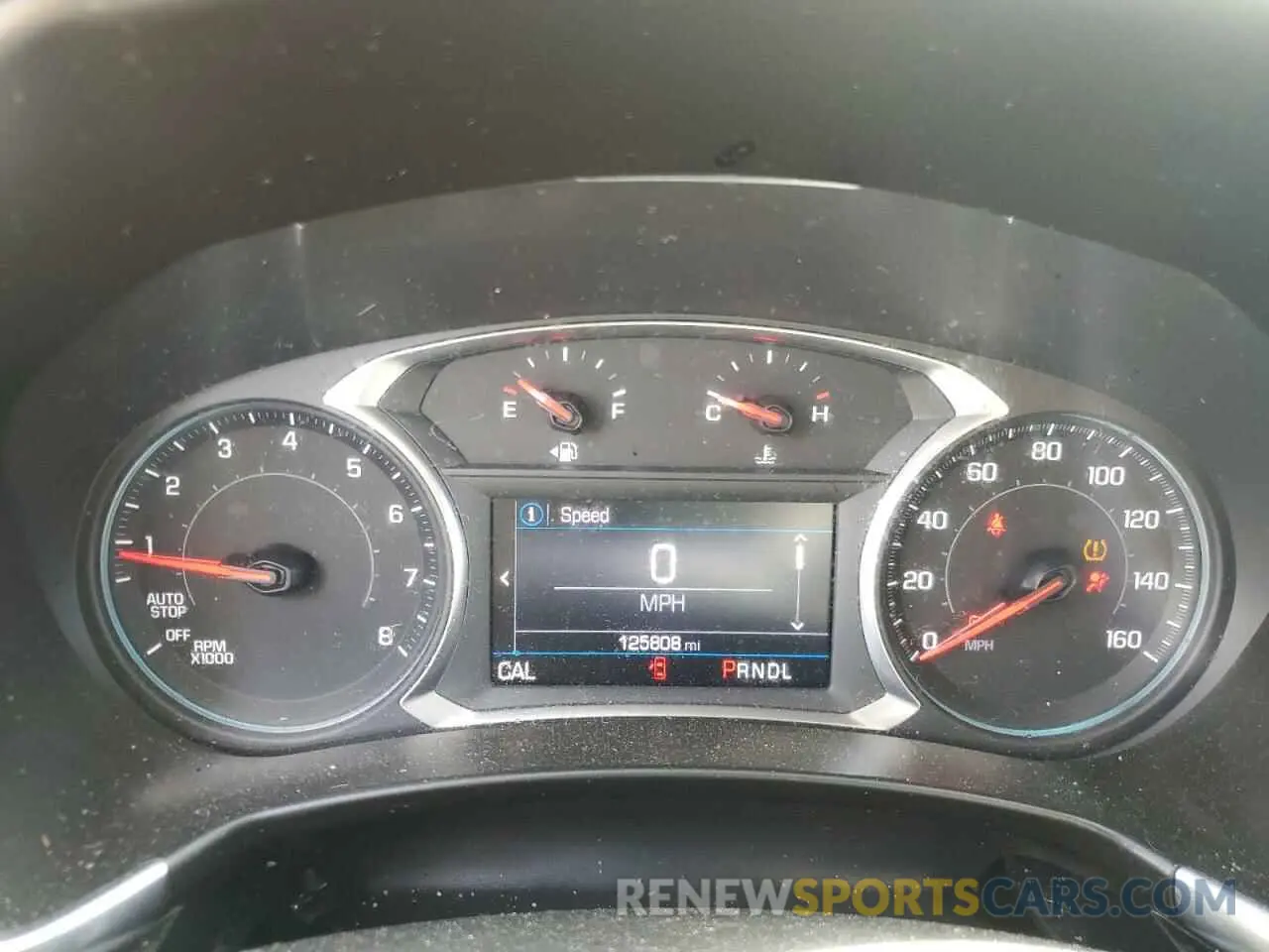 9 Photograph of a damaged car 2GNAXUEV4K6165000 CHEVROLET EQUINOX 2019