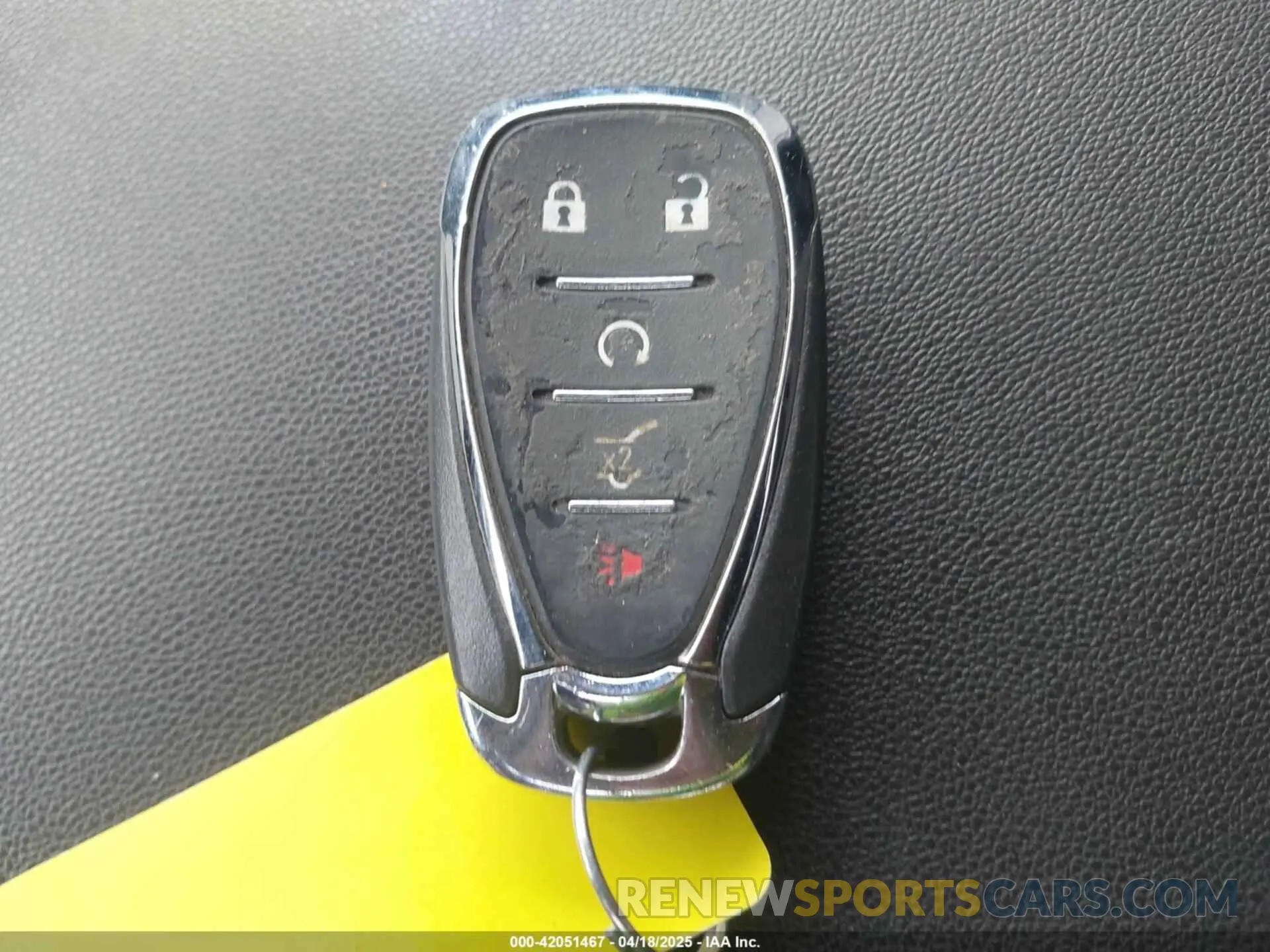 11 Photograph of a damaged car 2GNAXUEV5K6205312 CHEVROLET EQUINOX 2019