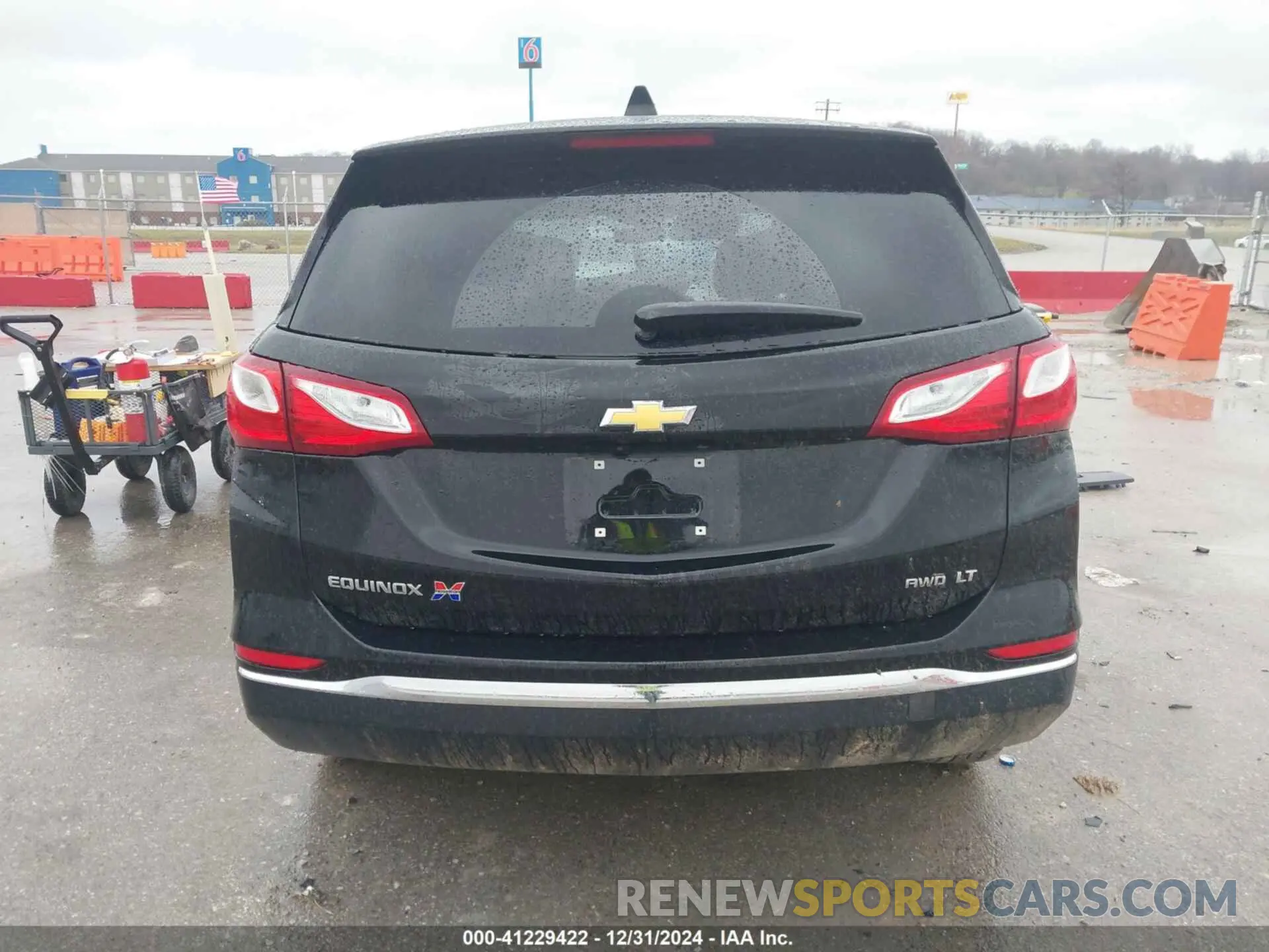 15 Photograph of a damaged car 2GNAXUEV5K6208632 CHEVROLET EQUINOX 2019