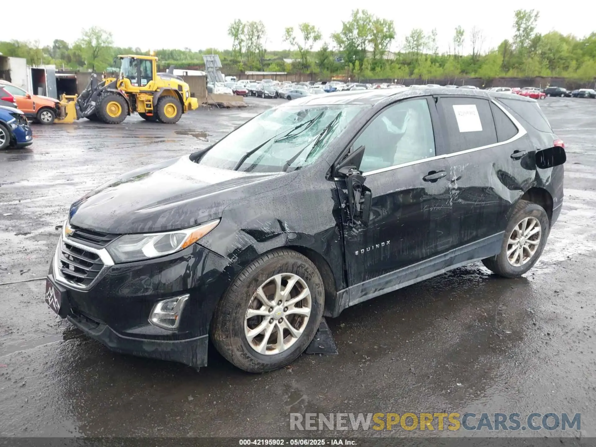 2 Photograph of a damaged car 2GNAXUEV5K6231733 CHEVROLET EQUINOX 2019