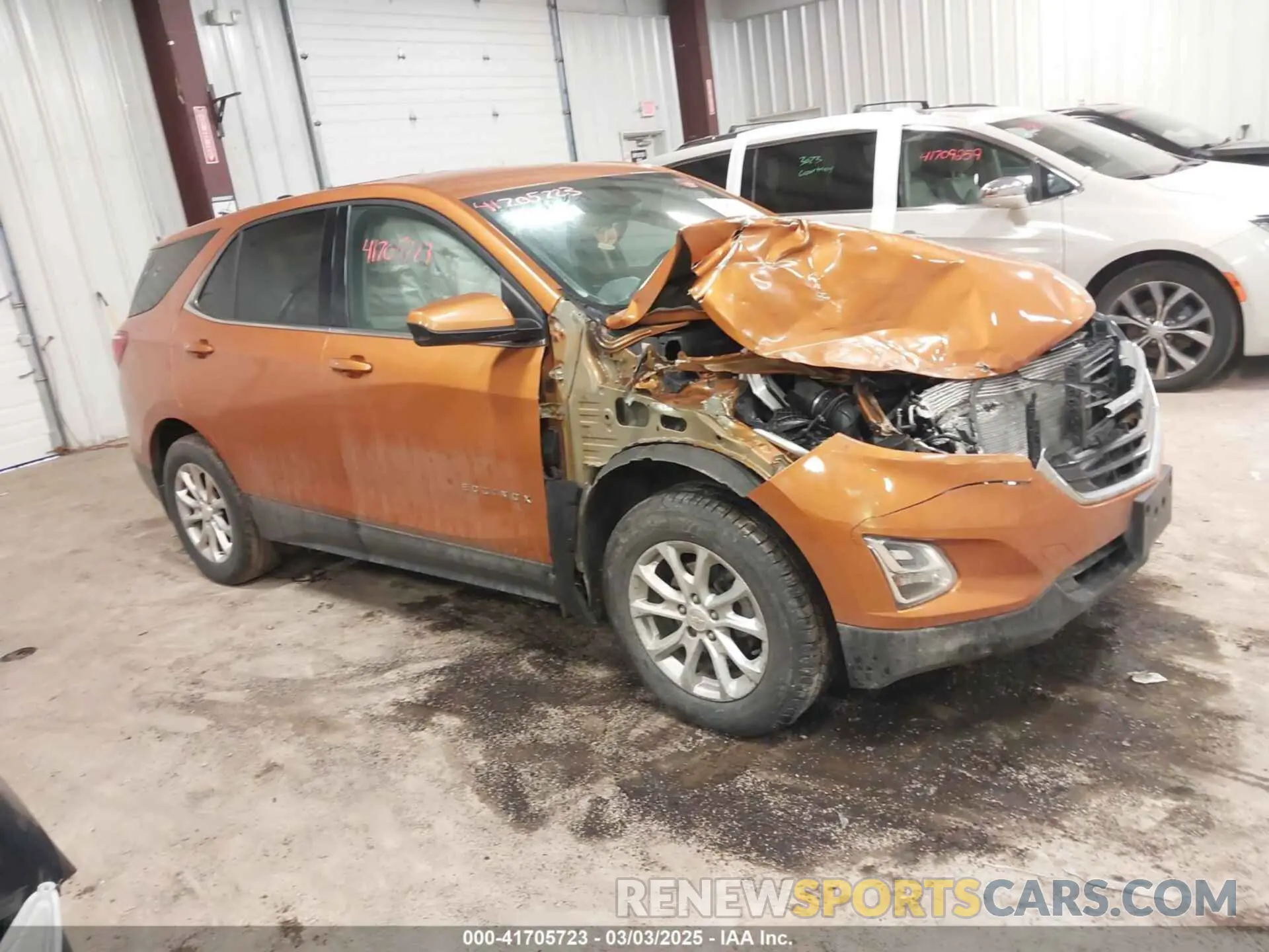 13 Photograph of a damaged car 2GNAXUEV5K6235071 CHEVROLET EQUINOX 2019