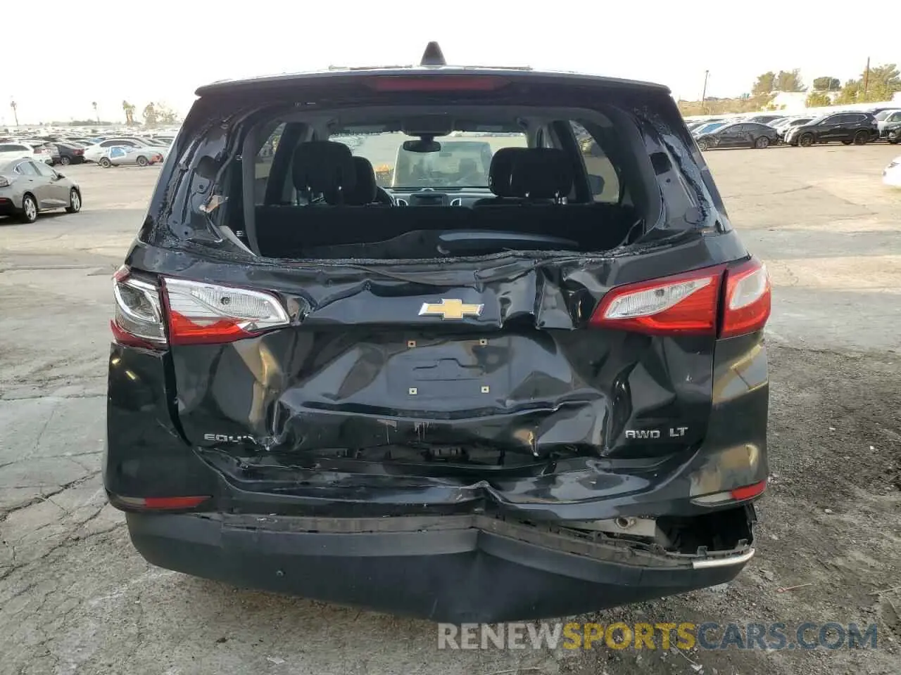 6 Фотография поврежденного автомобиля 2GNAXUEV5K6256292 CHEVROLET EQUINOX 2019