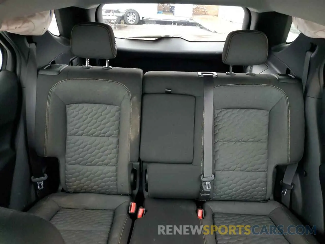 10 Photograph of a damaged car 2GNAXUEV5K6257300 CHEVROLET EQUINOX 2019