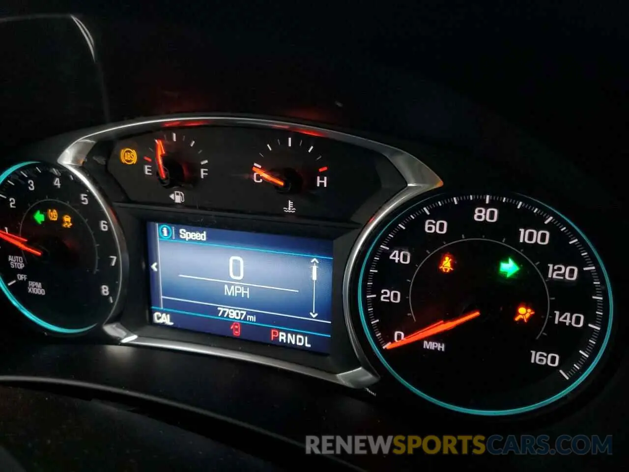 9 Photograph of a damaged car 2GNAXUEV5K6257300 CHEVROLET EQUINOX 2019