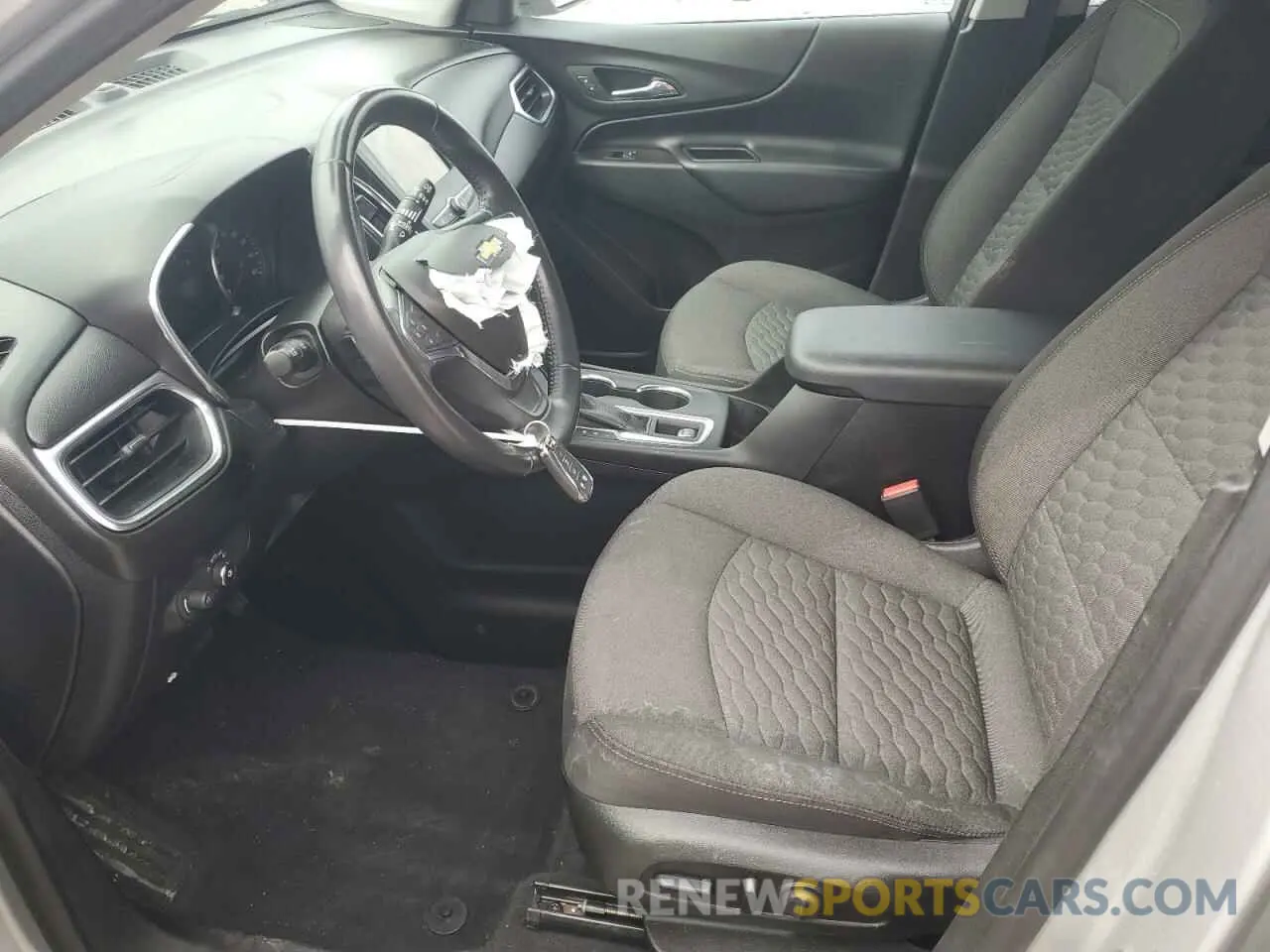 7 Photograph of a damaged car 2GNAXUEV5K6261427 CHEVROLET EQUINOX 2019