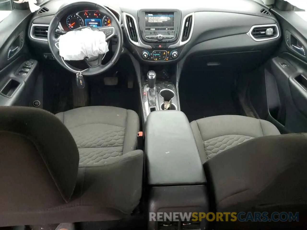 8 Photograph of a damaged car 2GNAXUEV5K6283928 CHEVROLET EQUINOX 2019