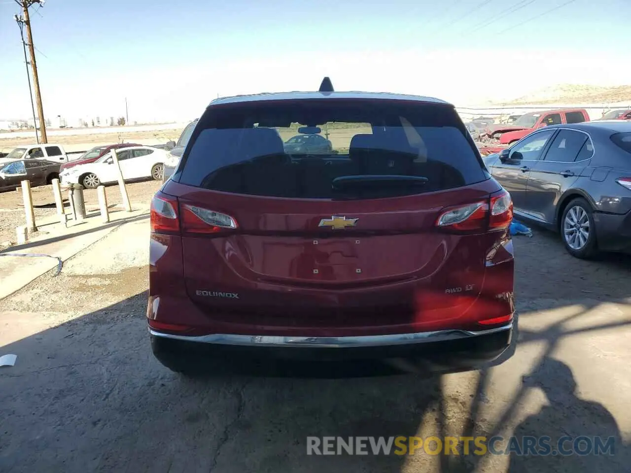 6 Photograph of a damaged car 2GNAXUEV6K6131897 CHEVROLET EQUINOX 2019