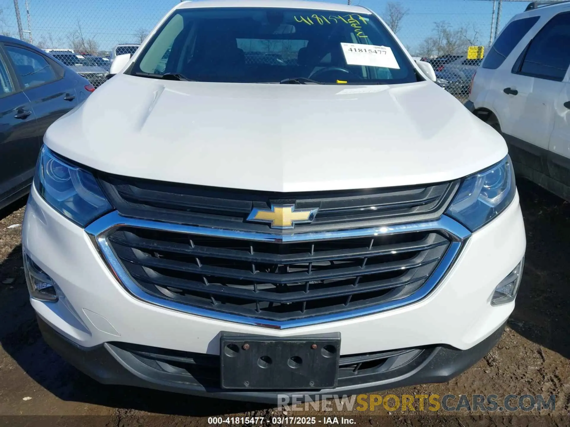 12 Photograph of a damaged car 2GNAXUEV6K6183367 CHEVROLET EQUINOX 2019