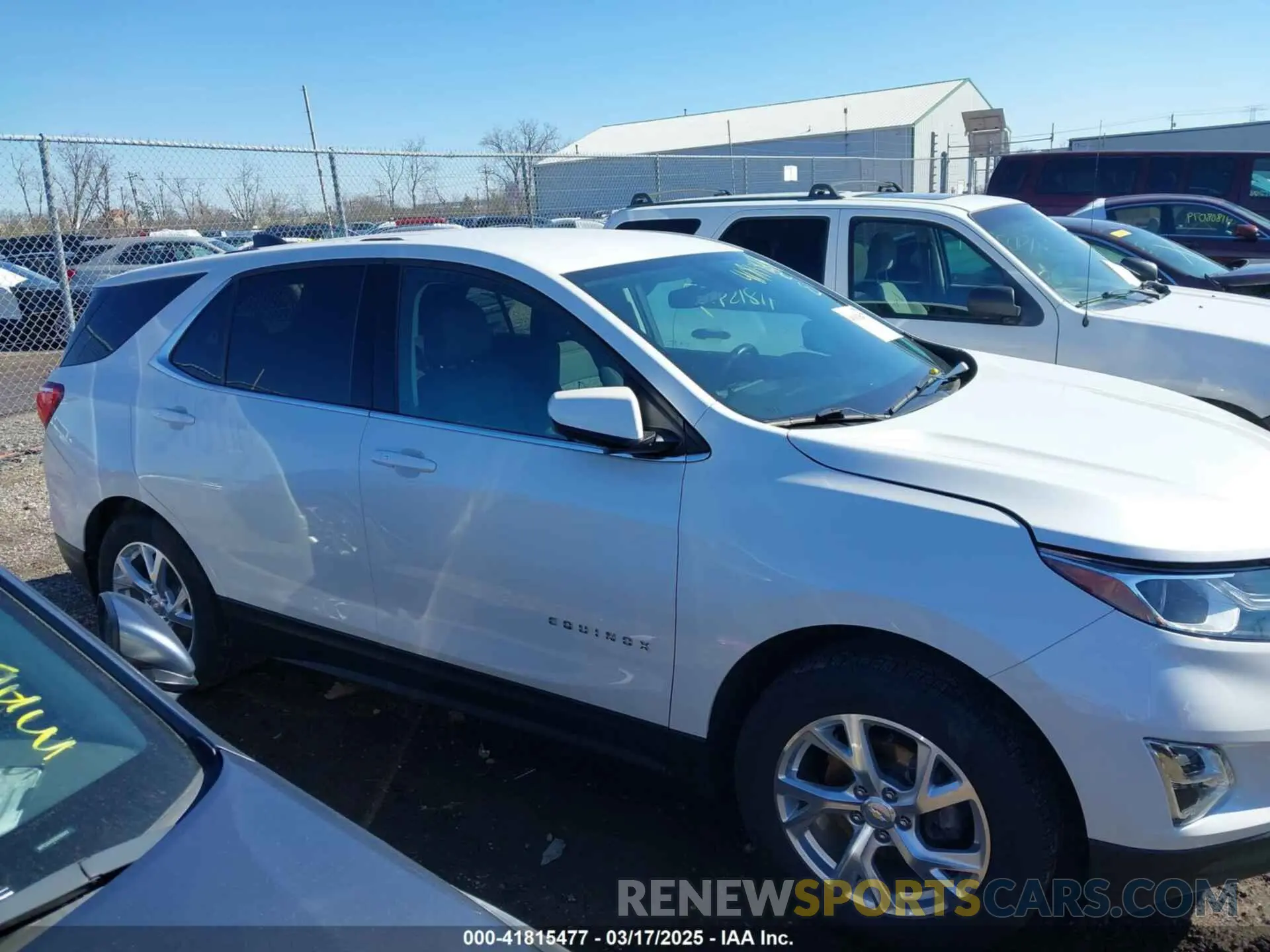 13 Photograph of a damaged car 2GNAXUEV6K6183367 CHEVROLET EQUINOX 2019