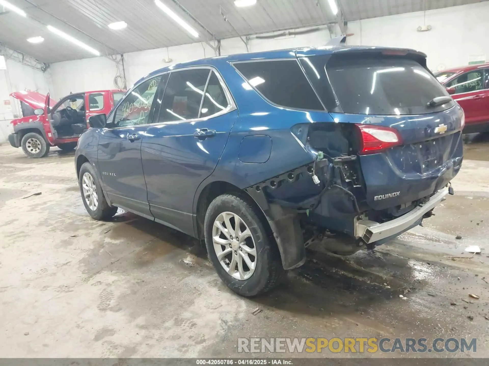 3 Photograph of a damaged car 2GNAXUEV6K6298549 CHEVROLET EQUINOX 2019
