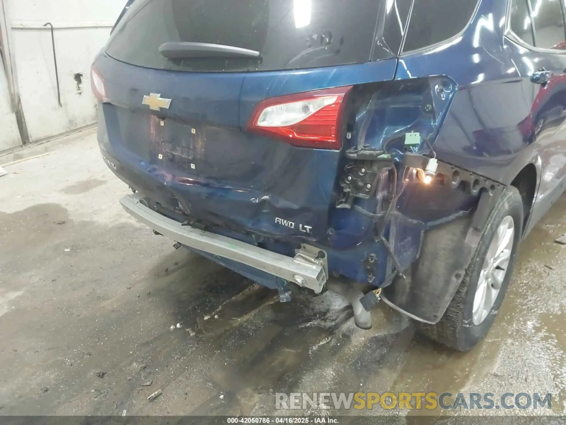 6 Photograph of a damaged car 2GNAXUEV6K6298549 CHEVROLET EQUINOX 2019