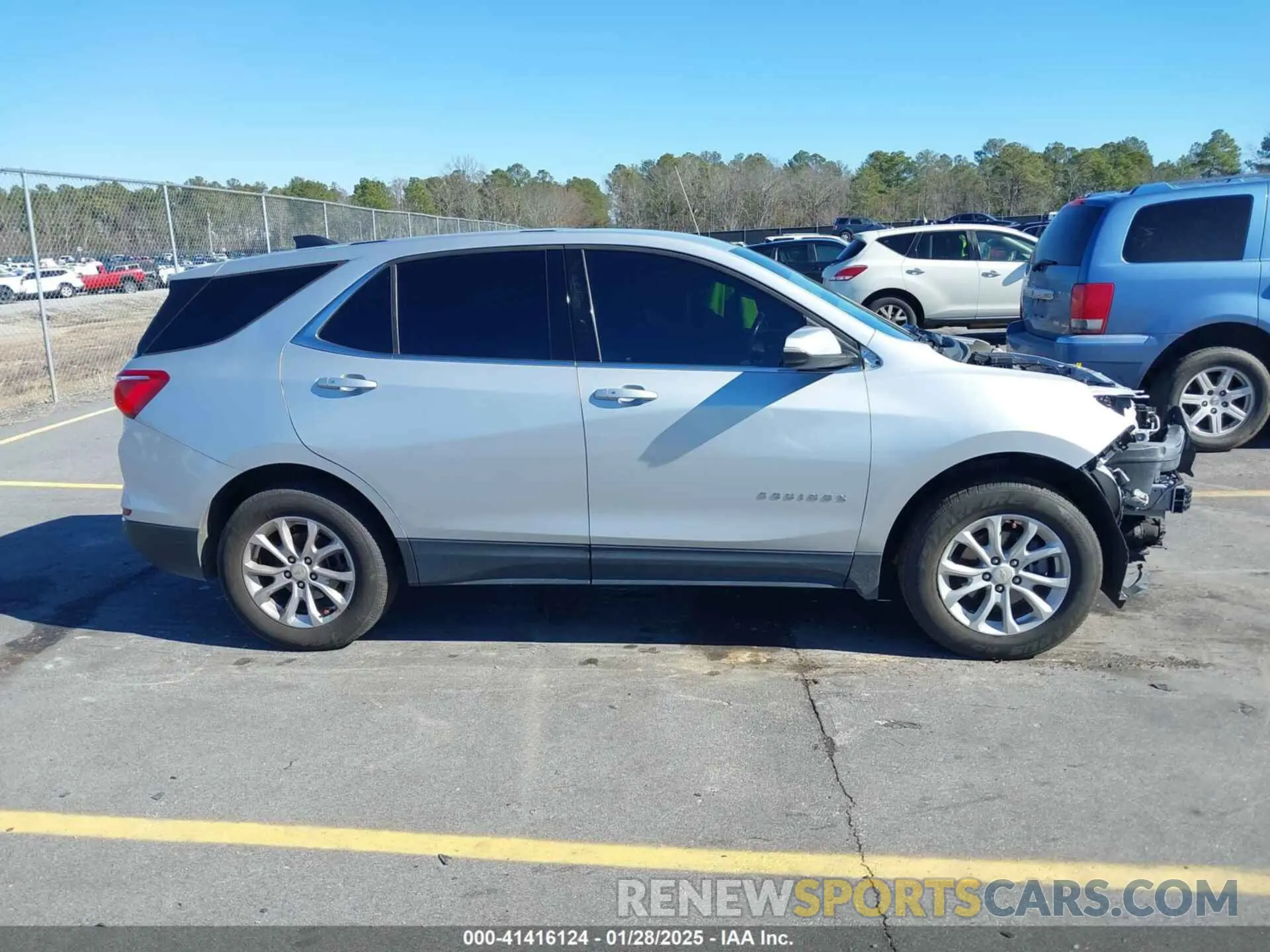 13 Фотография поврежденного автомобиля 2GNAXUEV7K6246637 CHEVROLET EQUINOX 2019