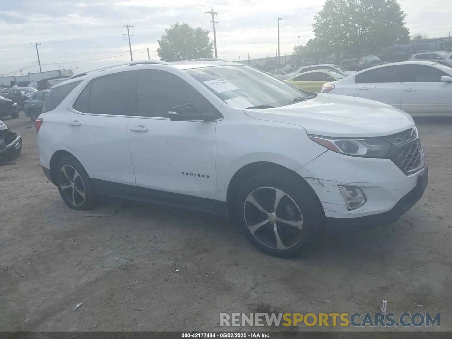 1 Photograph of a damaged car 2GNAXUEV8K6224713 CHEVROLET EQUINOX 2019