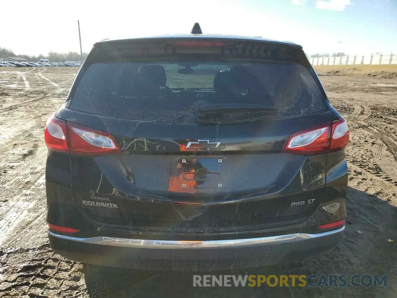 6 Photograph of a damaged car 2GNAXUEV8K6243777 CHEVROLET EQUINOX 2019