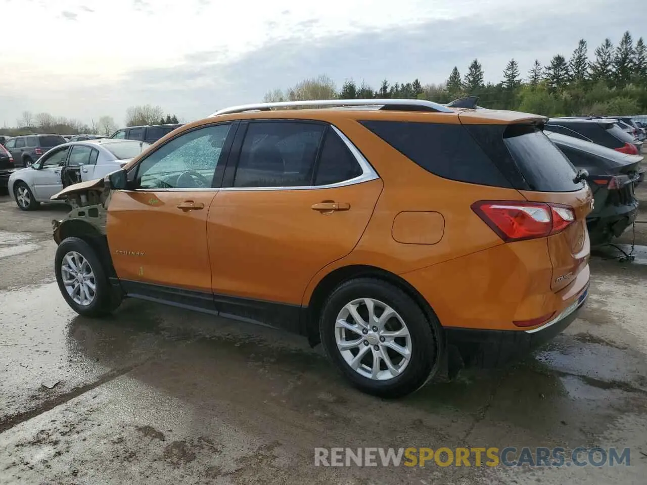 2 Photograph of a damaged car 2GNAXUEV9K6200811 CHEVROLET EQUINOX 2019
