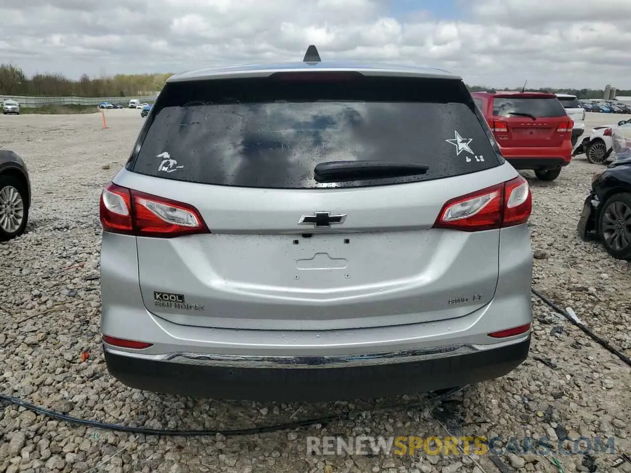 6 Photograph of a damaged car 2GNAXUEVXK6240850 CHEVROLET EQUINOX 2019