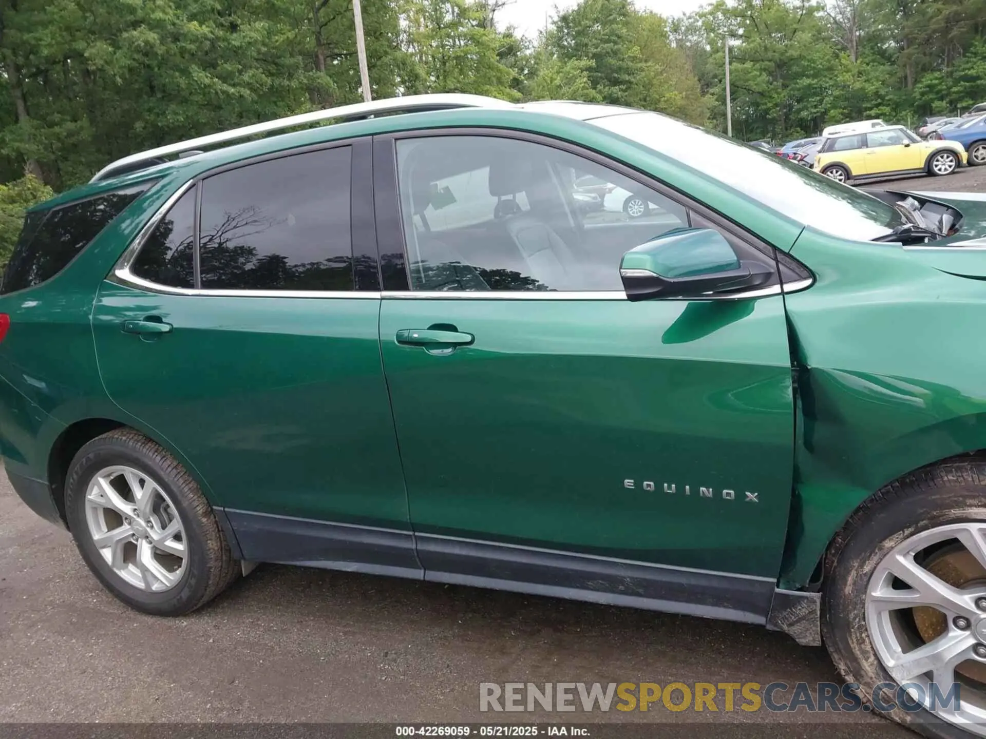 13 Фотография поврежденного автомобиля 2GNAXVEX0K6104072 CHEVROLET EQUINOX 2019
