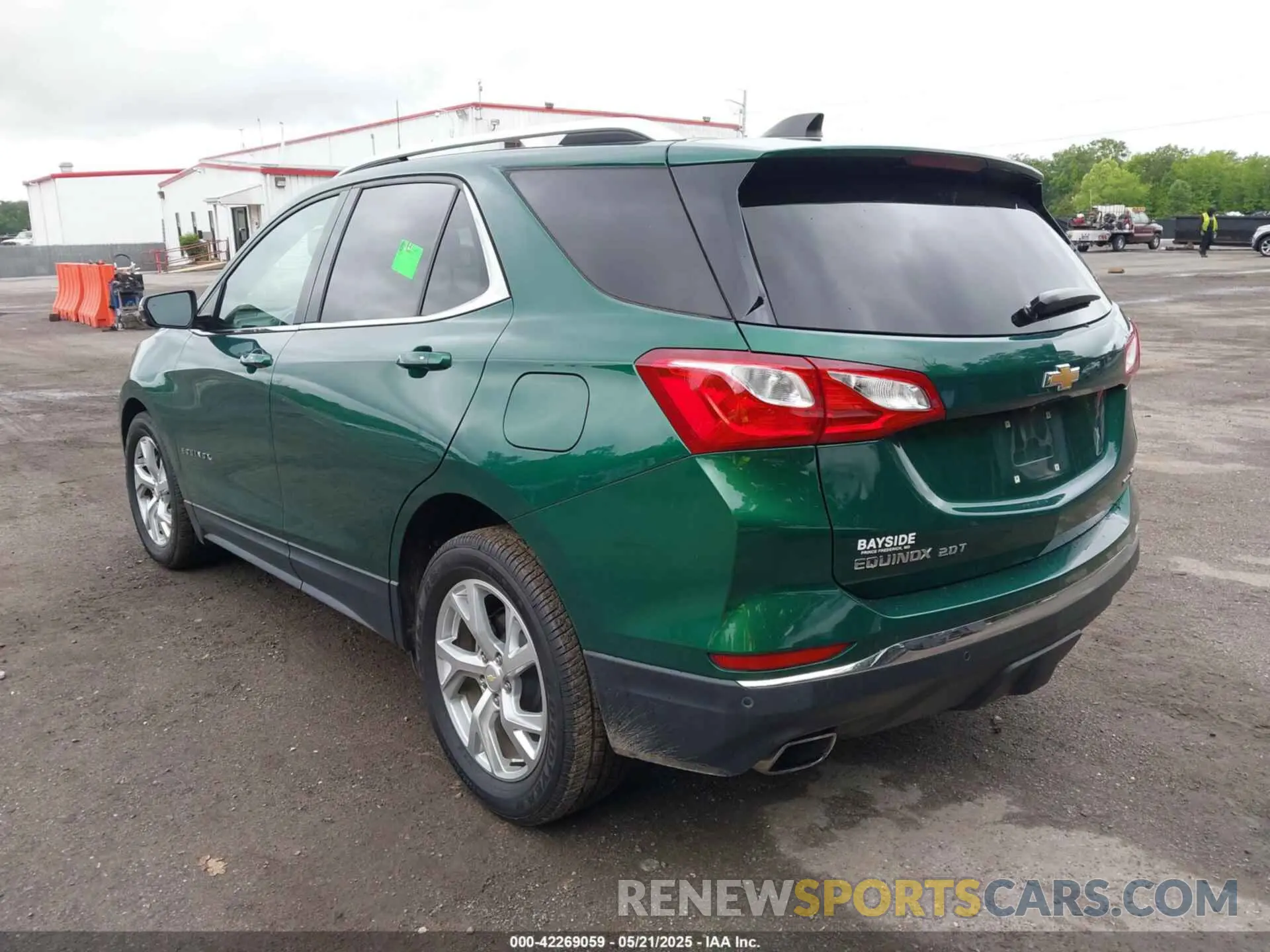 3 Фотография поврежденного автомобиля 2GNAXVEX0K6104072 CHEVROLET EQUINOX 2019