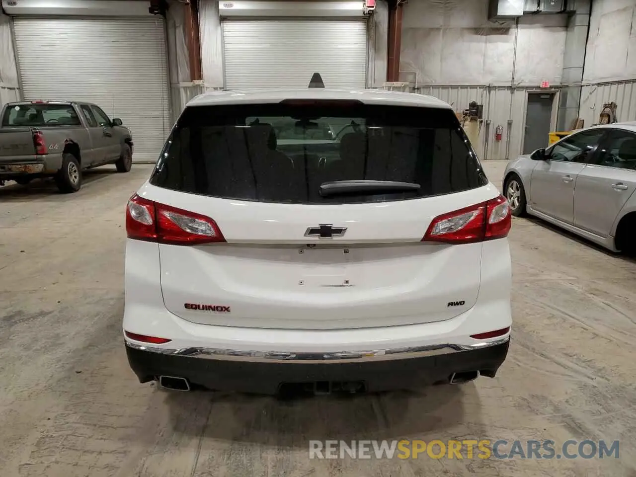 6 Фотография поврежденного автомобиля 2GNAXVEX1K6279267 CHEVROLET EQUINOX 2019