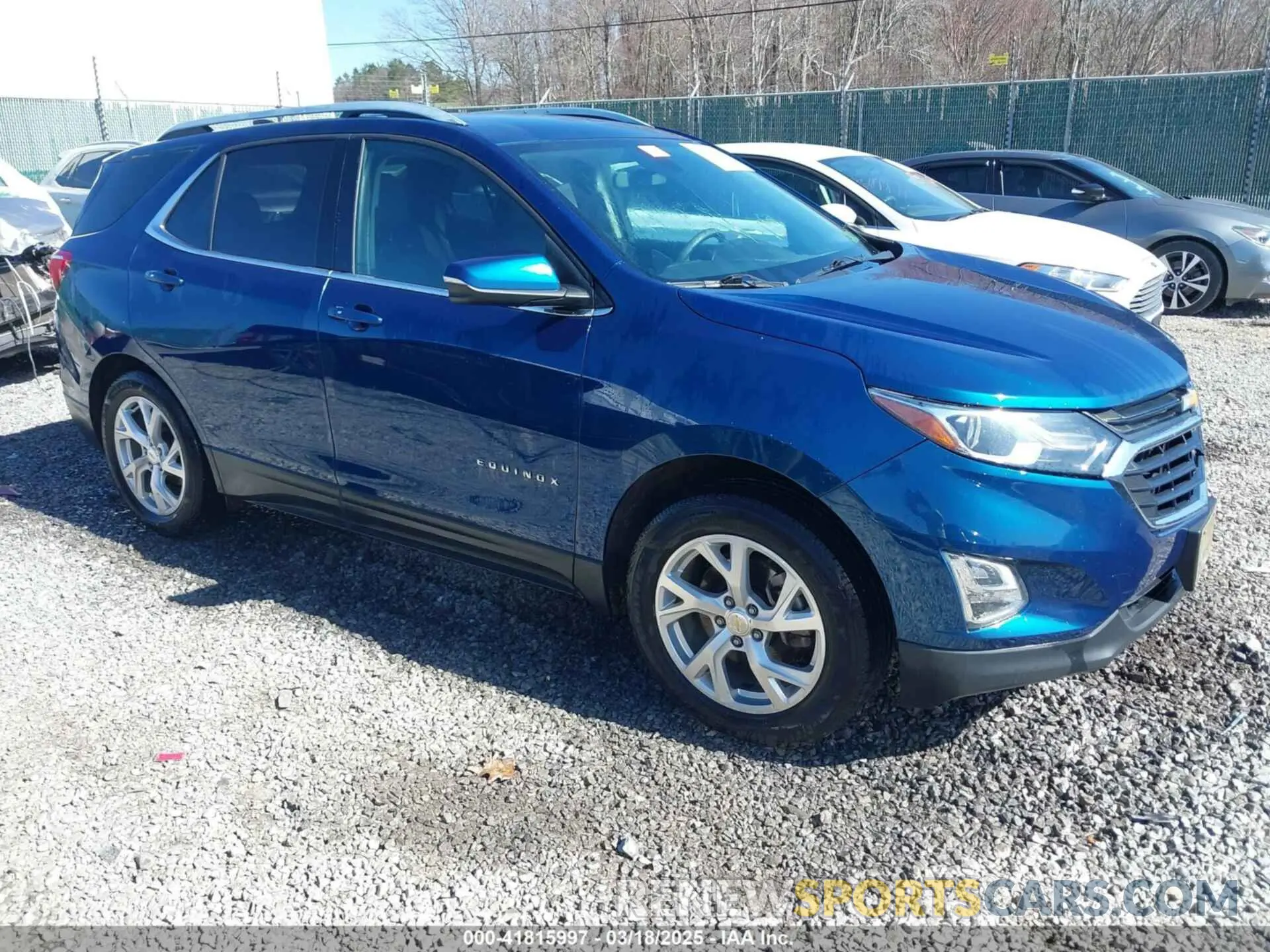 1 Фотография поврежденного автомобиля 2GNAXVEX3K6240633 CHEVROLET EQUINOX 2019