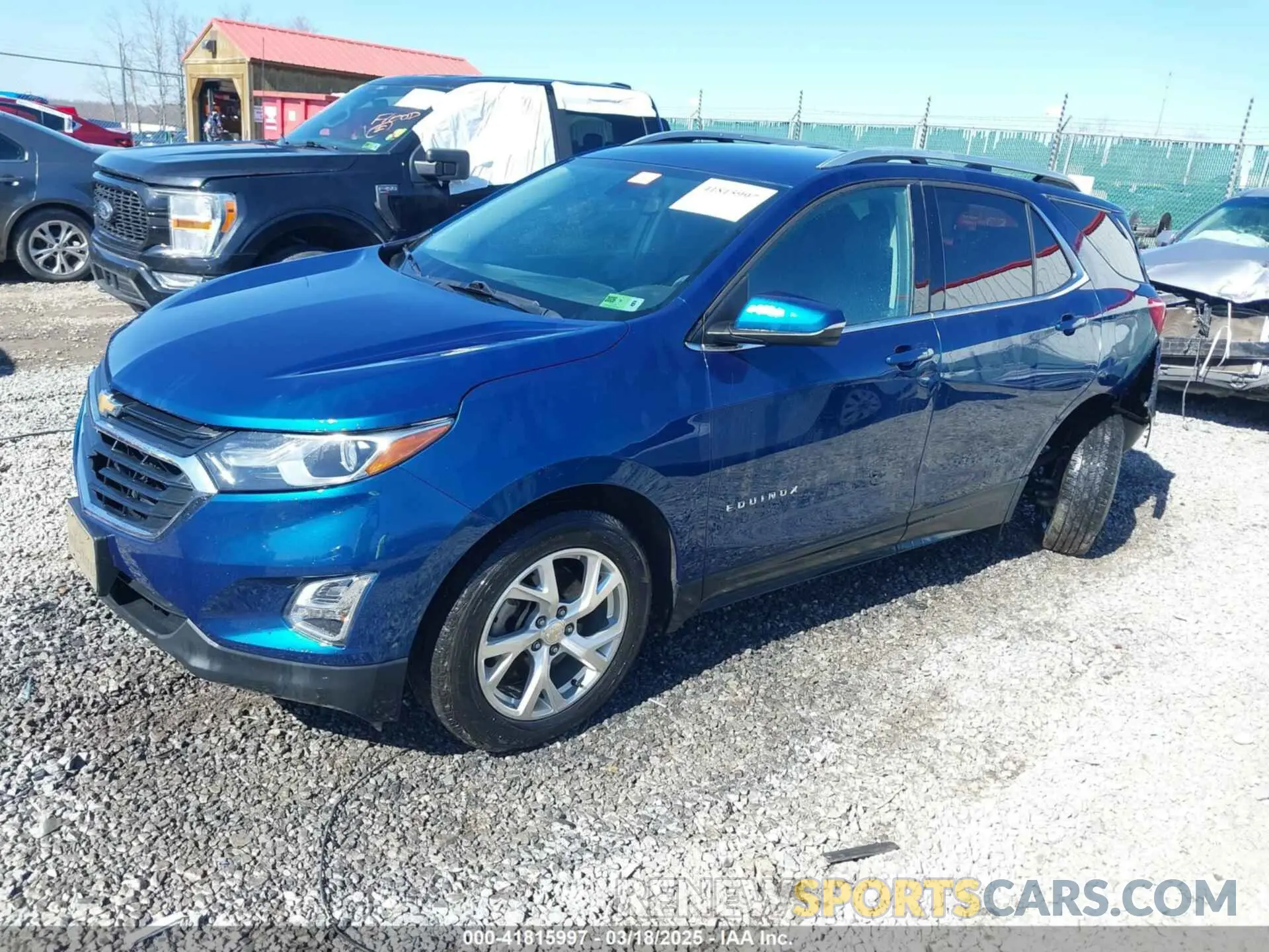 2 Фотография поврежденного автомобиля 2GNAXVEX3K6240633 CHEVROLET EQUINOX 2019