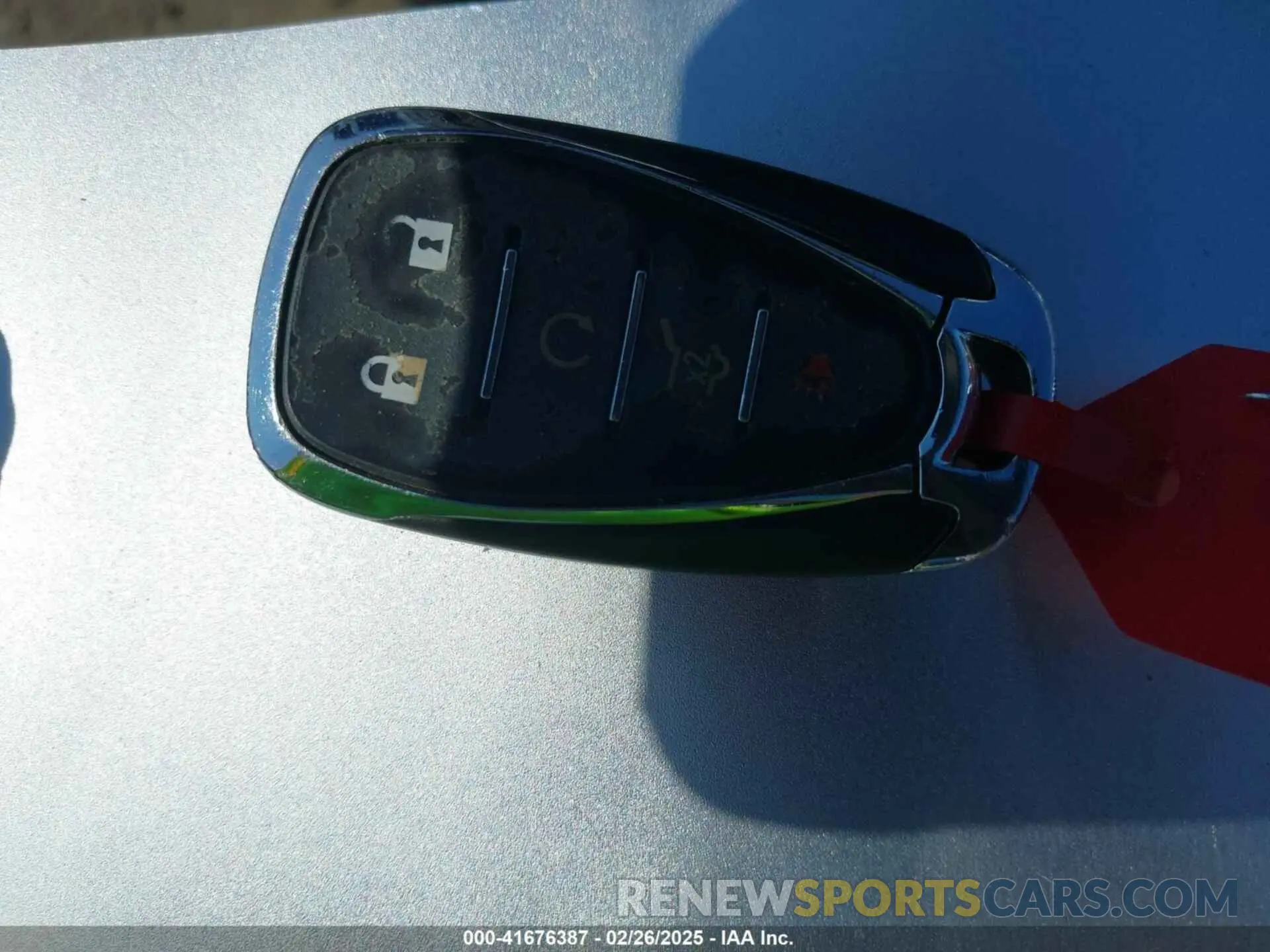 11 Photograph of a damaged car 2GNAXVEX9K6131173 CHEVROLET EQUINOX 2019