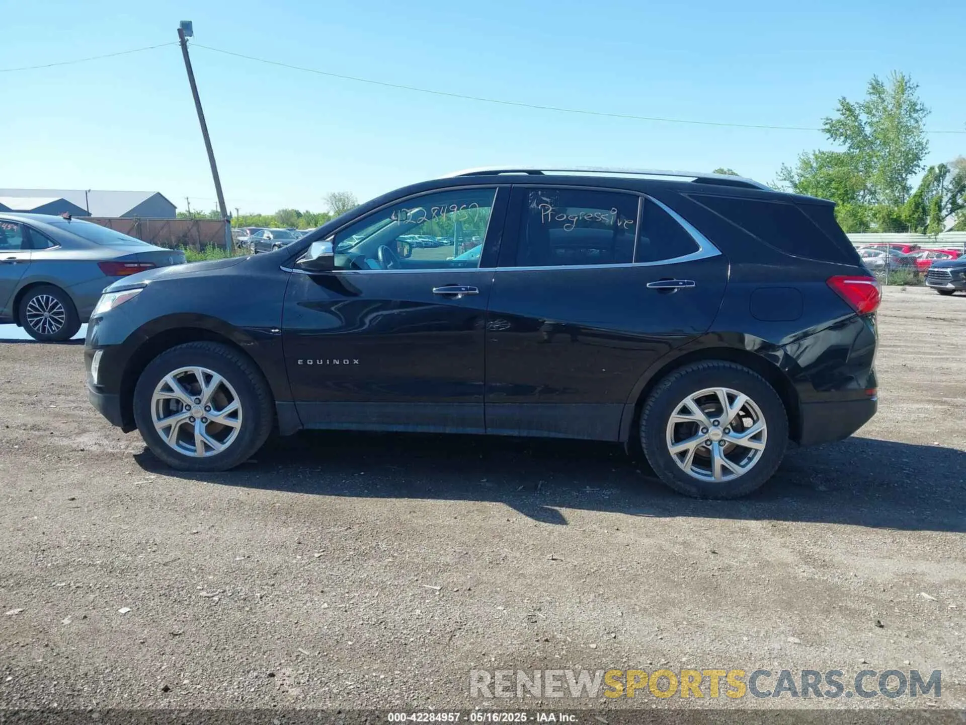 14 Фотография поврежденного автомобиля 2GNAXXEV0K6172690 CHEVROLET EQUINOX 2019