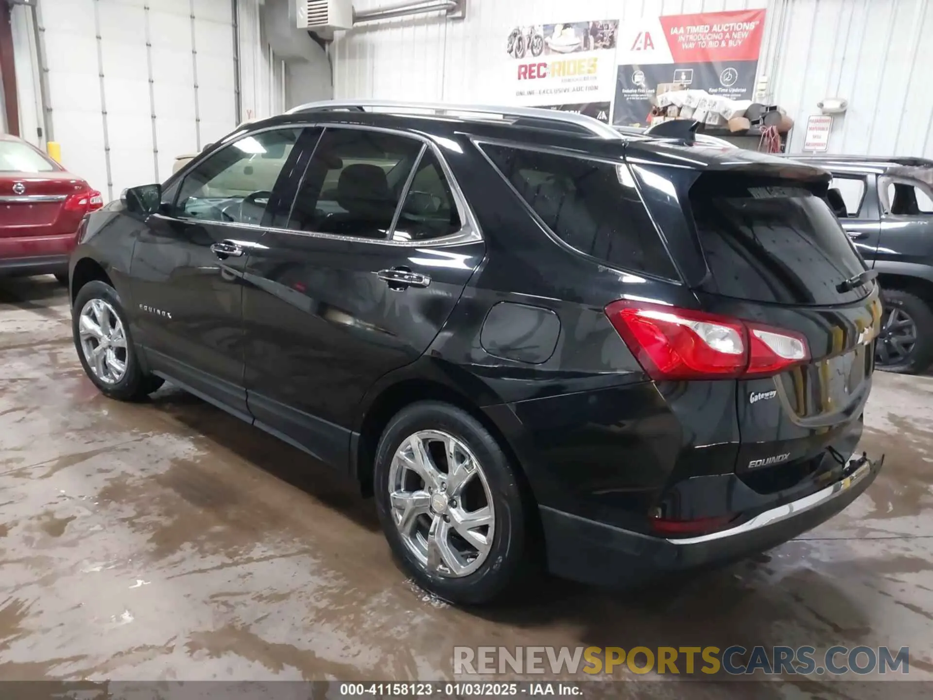 3 Photograph of a damaged car 2GNAXXEV0K6246139 CHEVROLET EQUINOX 2019