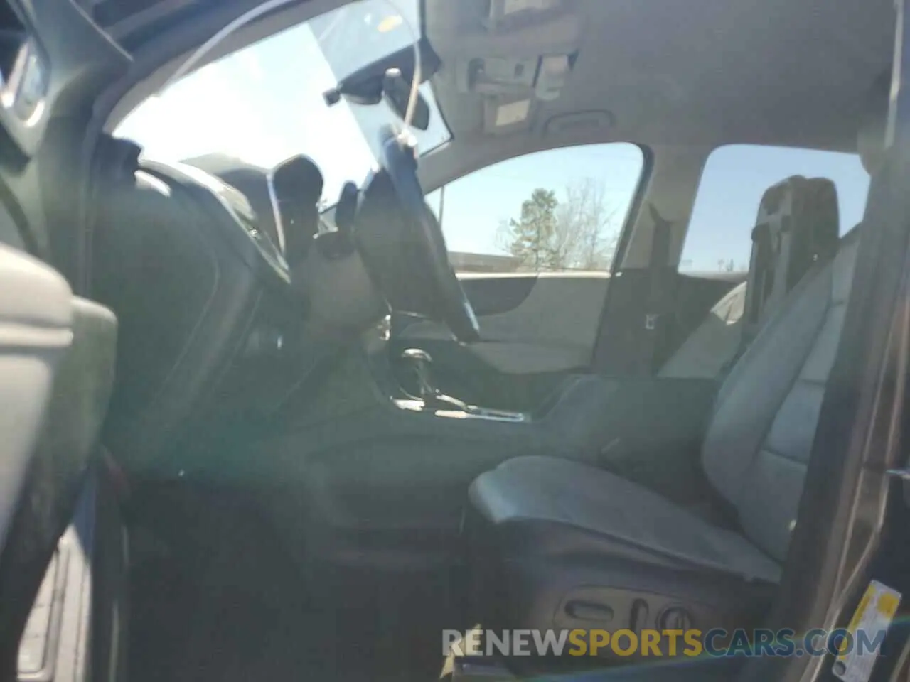 7 Photograph of a damaged car 2GNAXXEV4K6249383 CHEVROLET EQUINOX 2019