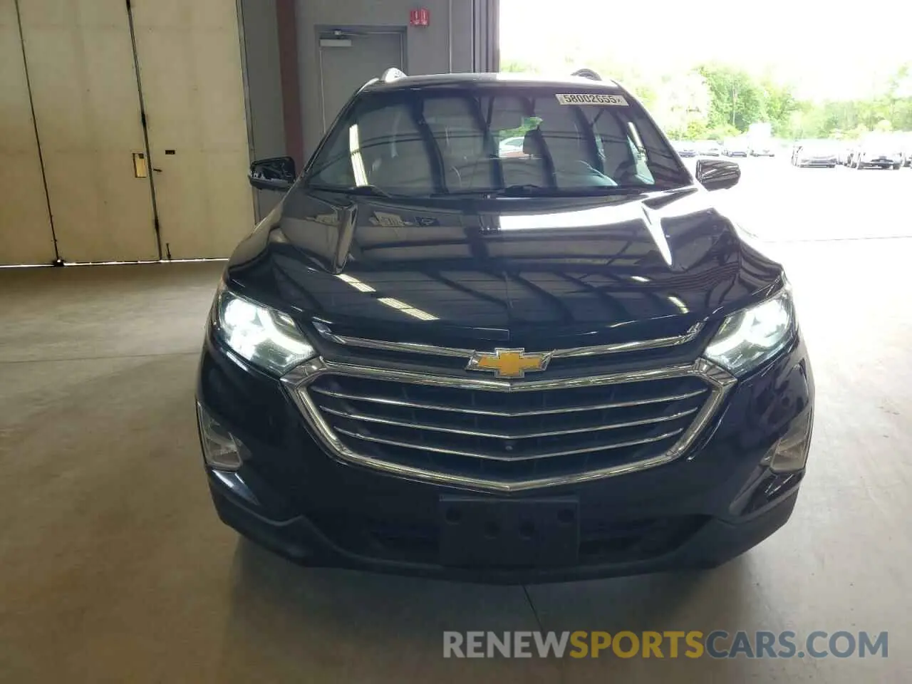 5 Photograph of a damaged car 2GNAXXEV6K6274298 CHEVROLET EQUINOX 2019