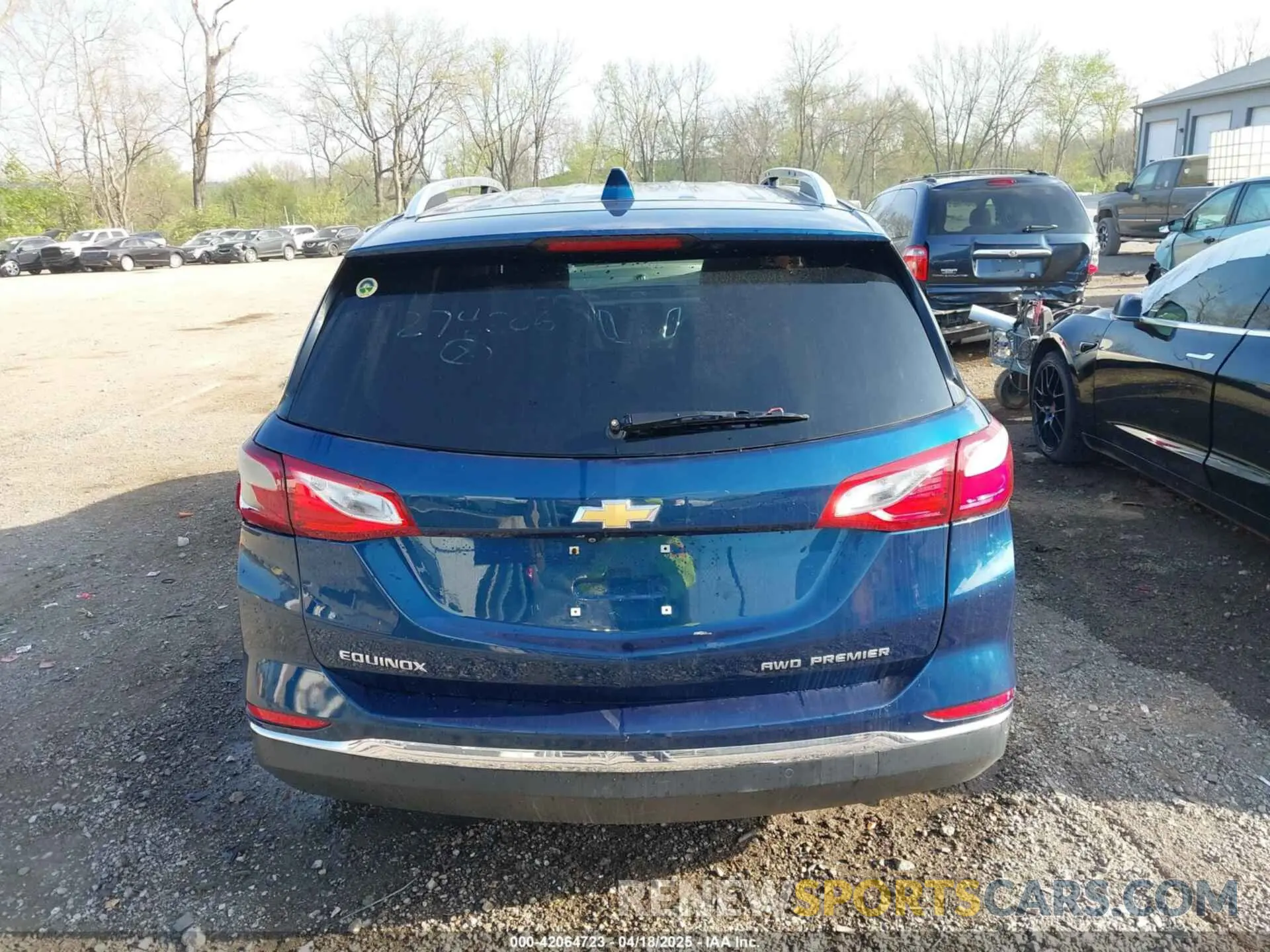 16 Photograph of a damaged car 2GNAXXEV8K6274206 CHEVROLET EQUINOX 2019
