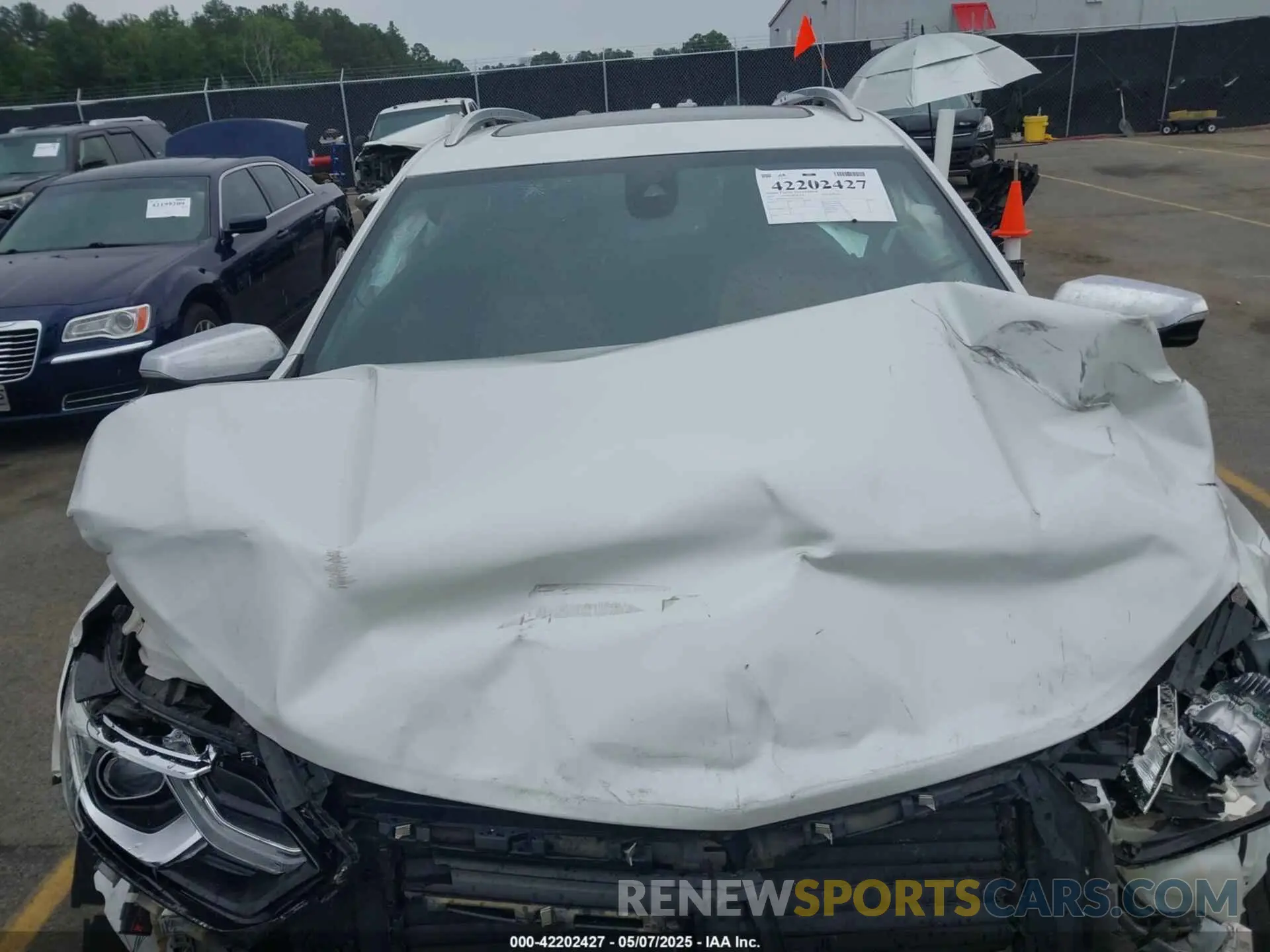 10 Photograph of a damaged car 2GNAXYEX0K6192106 CHEVROLET EQUINOX 2019