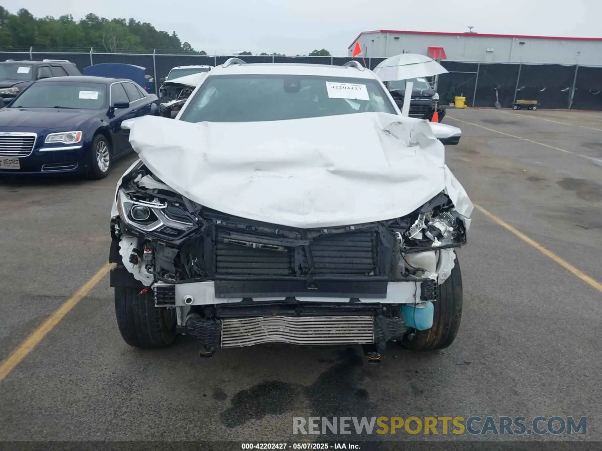 12 Photograph of a damaged car 2GNAXYEX0K6192106 CHEVROLET EQUINOX 2019