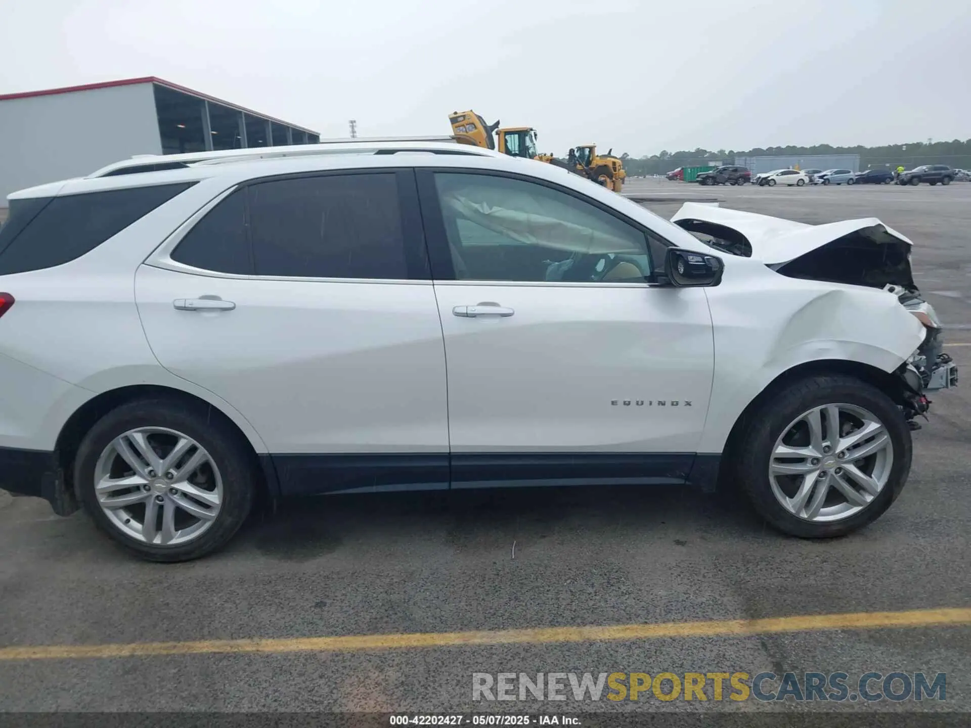 13 Photograph of a damaged car 2GNAXYEX0K6192106 CHEVROLET EQUINOX 2019