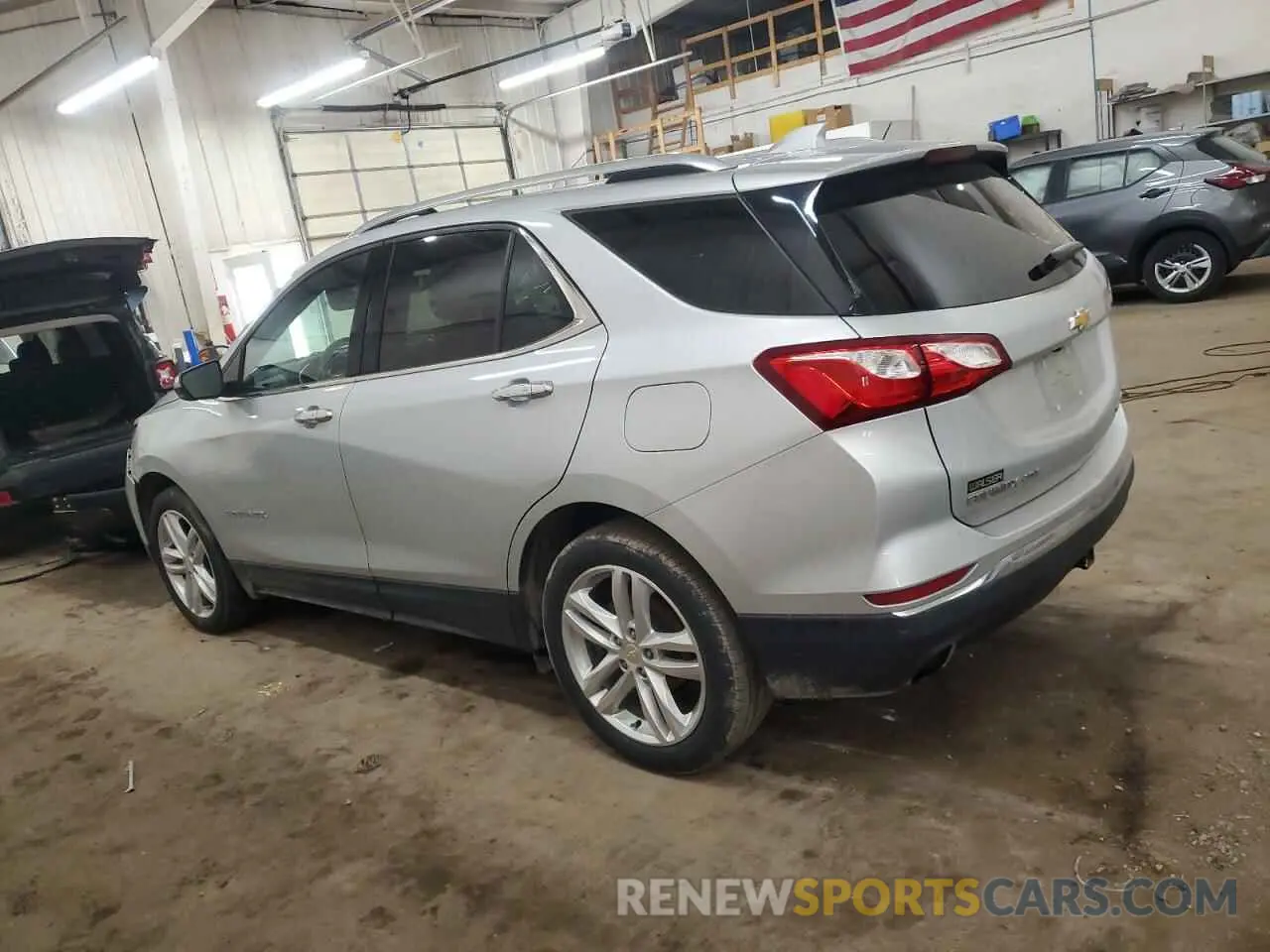2 Photograph of a damaged car 2GNAXYEX2K6290778 CHEVROLET EQUINOX 2019