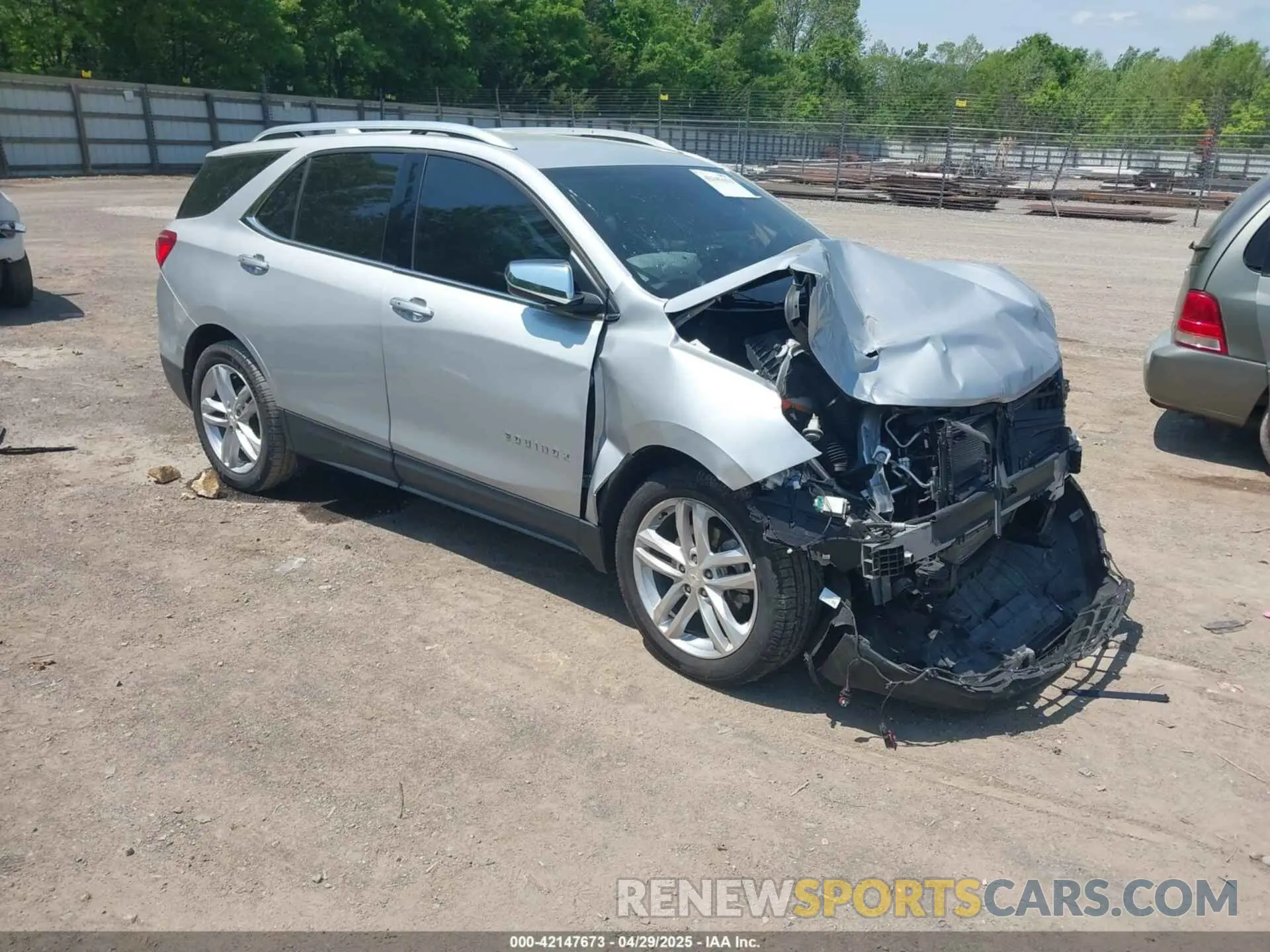 1 Фотография поврежденного автомобиля 2GNAXYEX4K6212986 CHEVROLET EQUINOX 2019