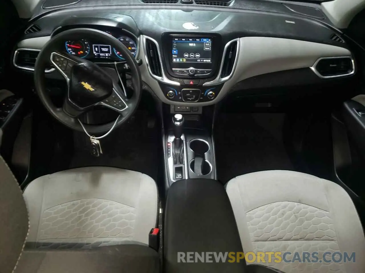 8 Photograph of a damaged car 3GNAXHEV0KS541930 CHEVROLET EQUINOX 2019